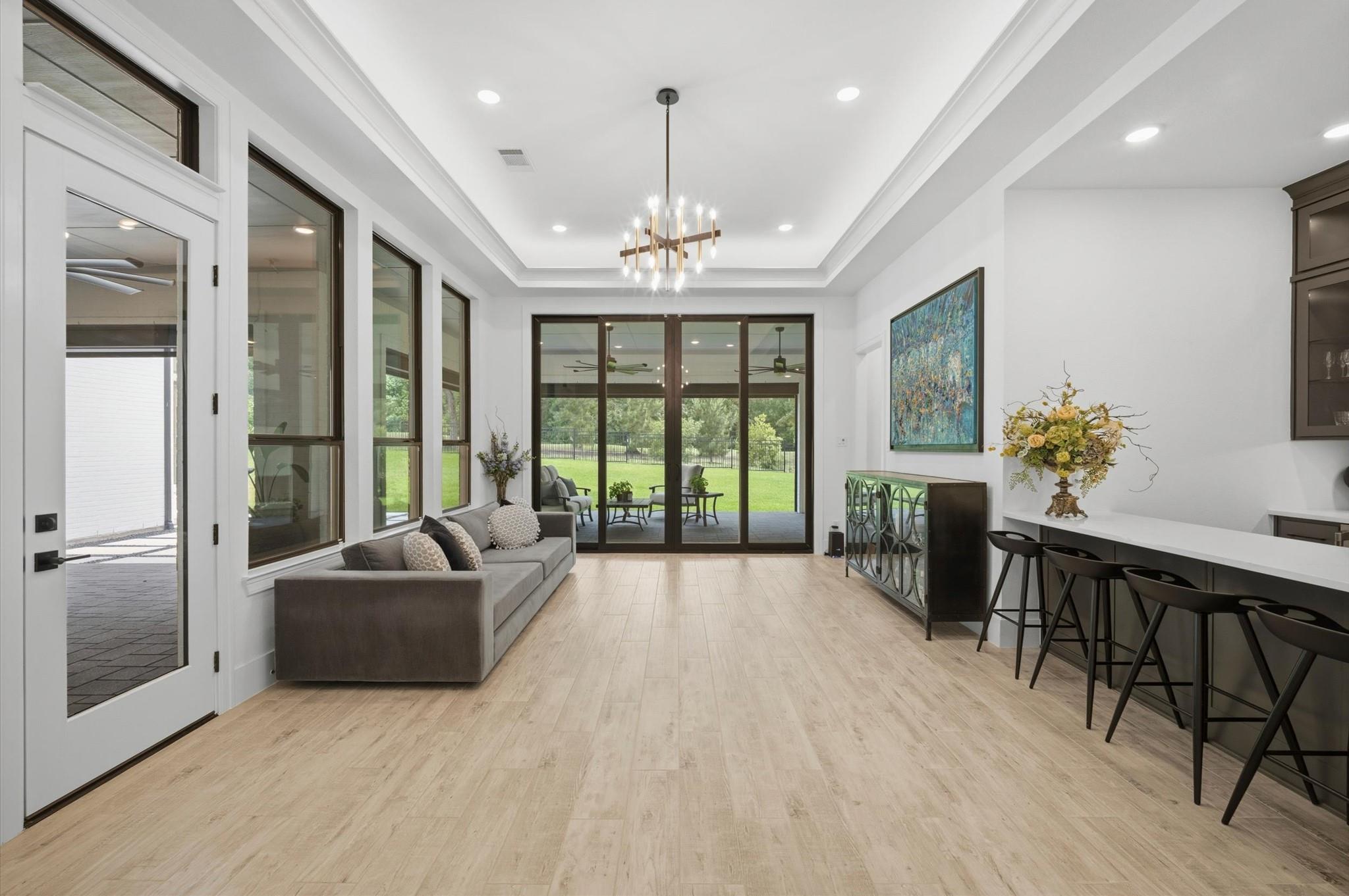 416 Huntington Park Drive