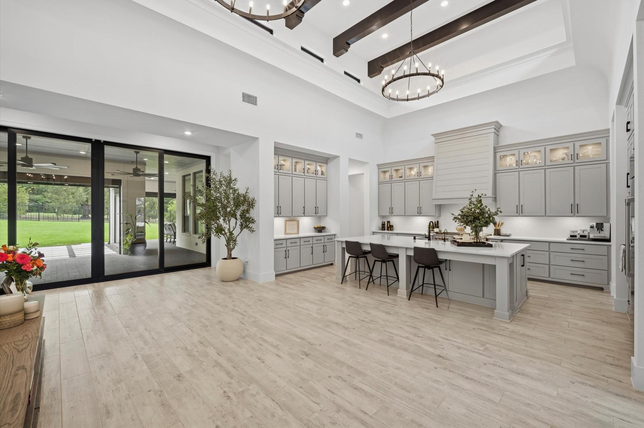 416 Huntington Park Drive