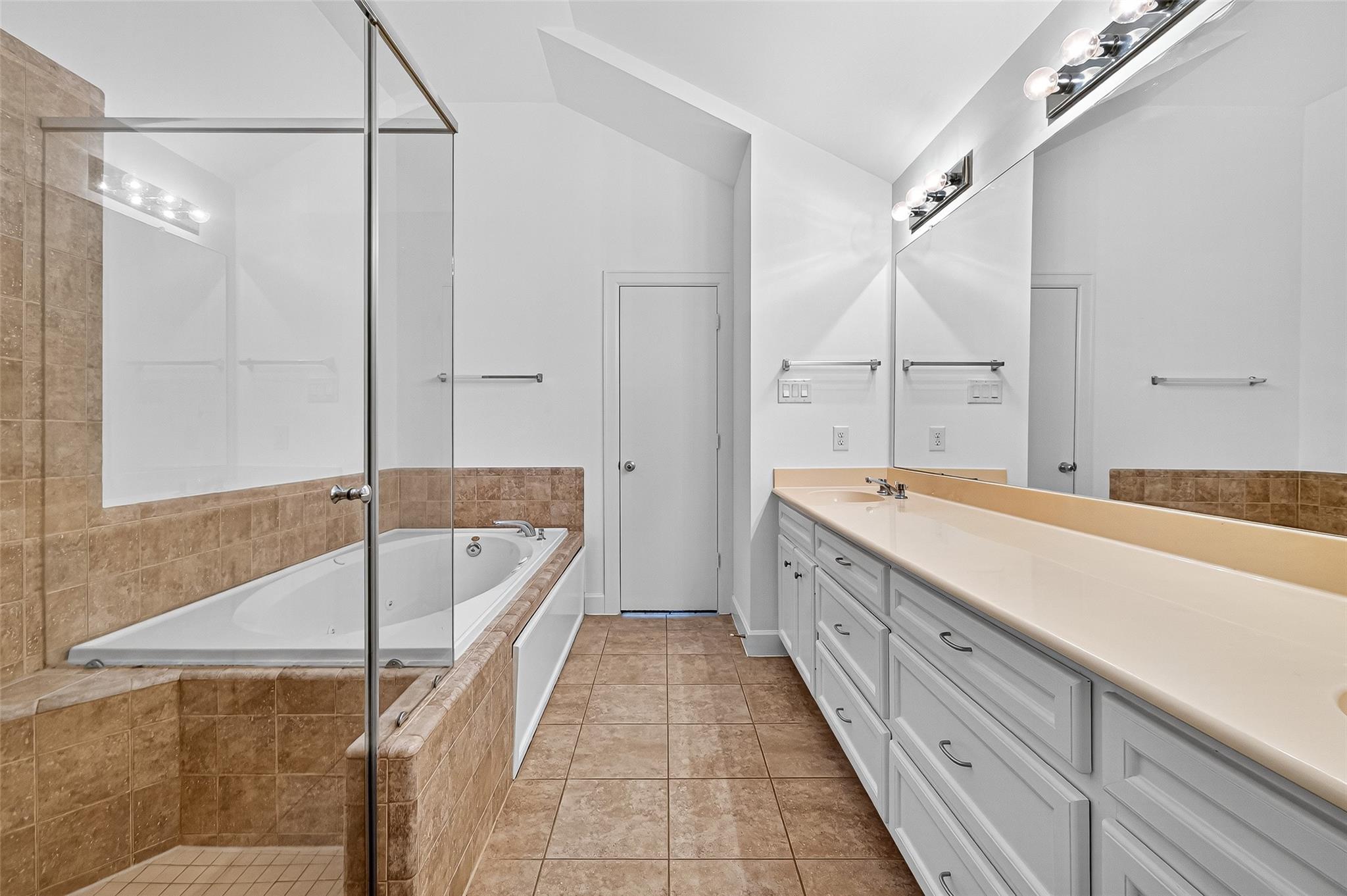 2710 Hullsmith Drive # 1303