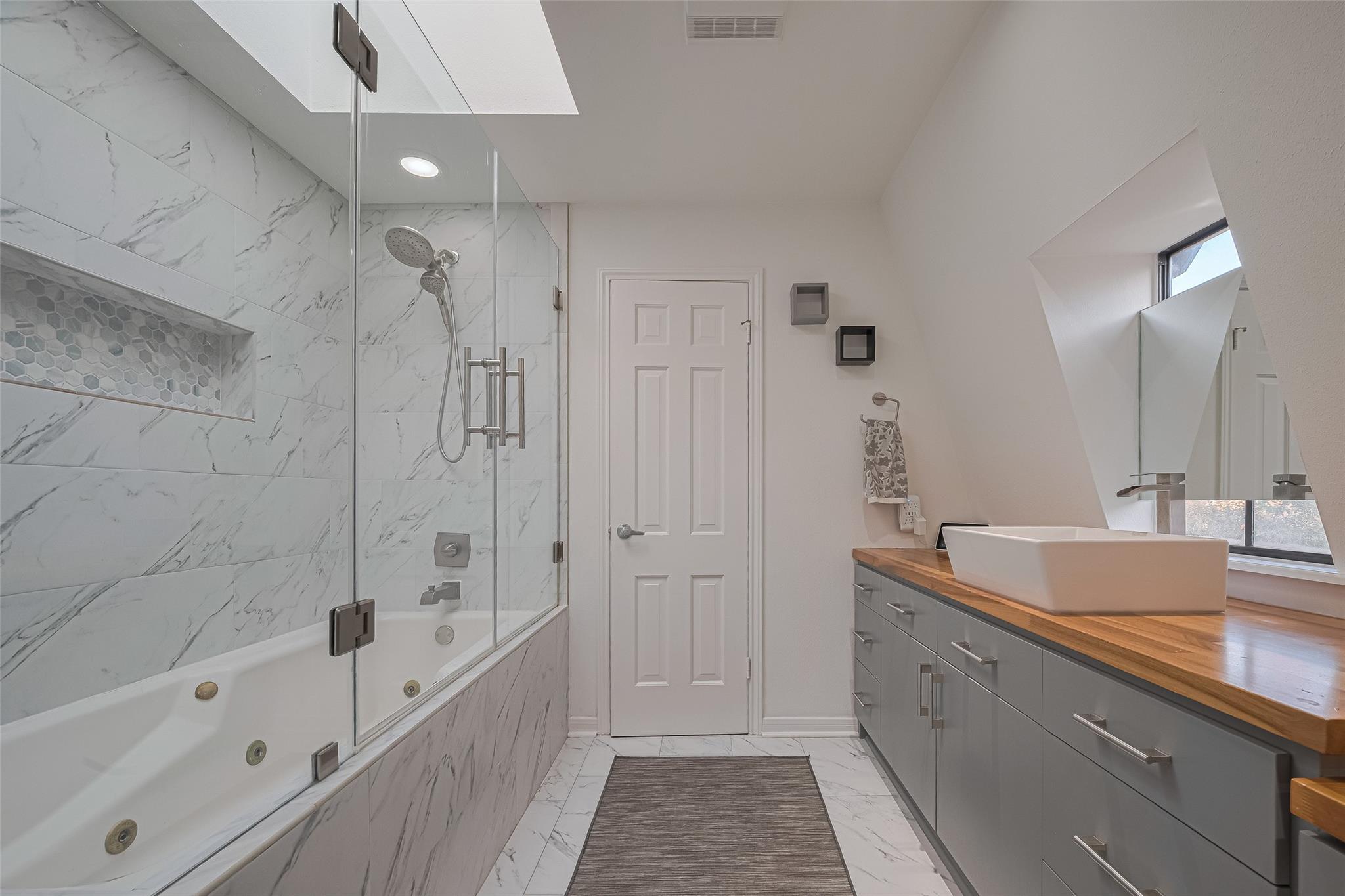 5368 Brownway Street # C32