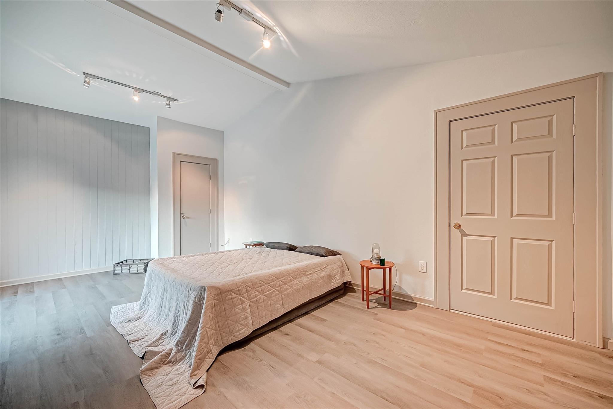 1612 W Alabama Street # B