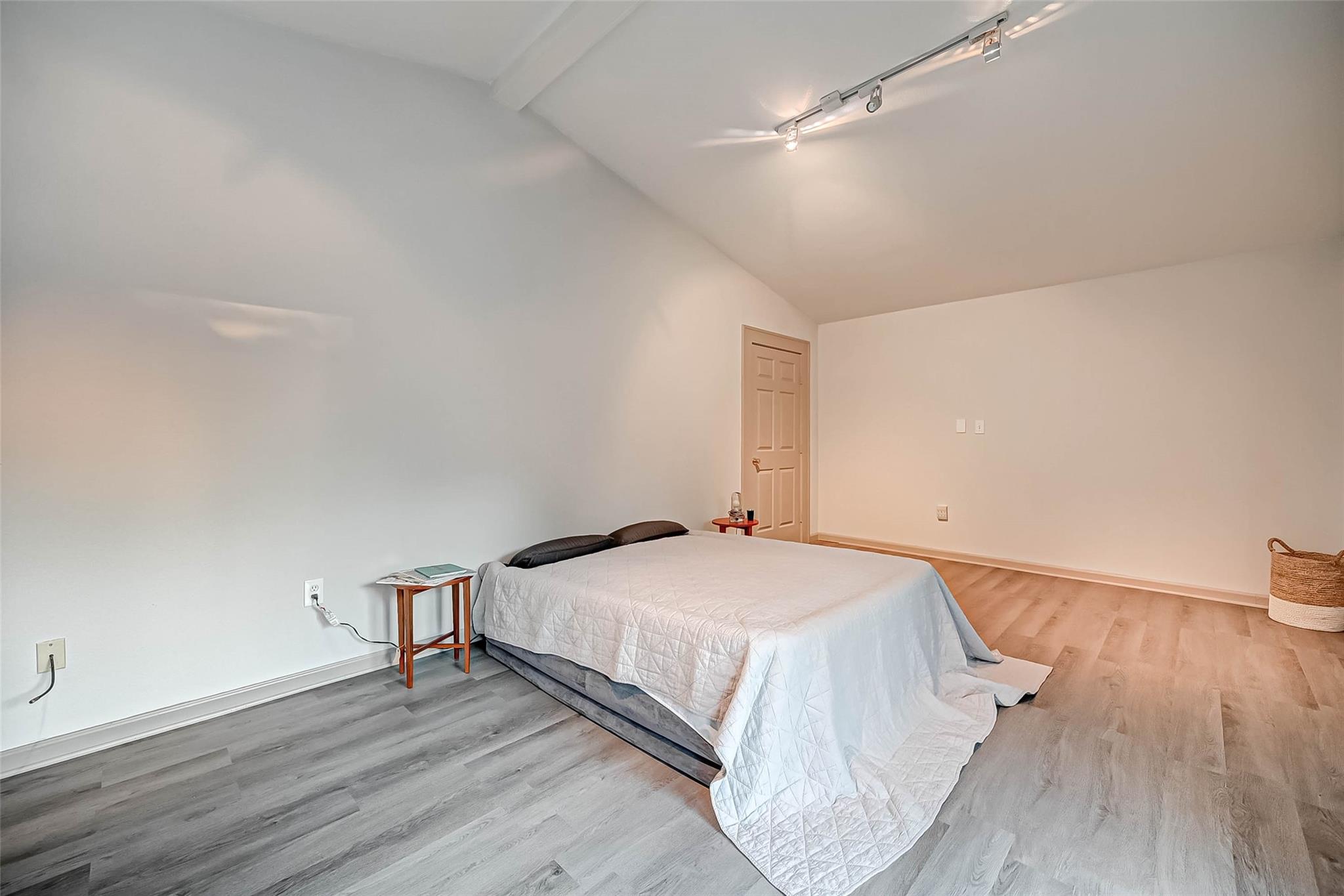 1612 W Alabama Street # B