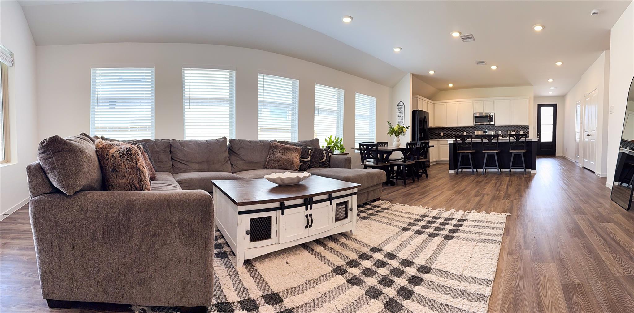 27230 Henley Ridge Drive # 4