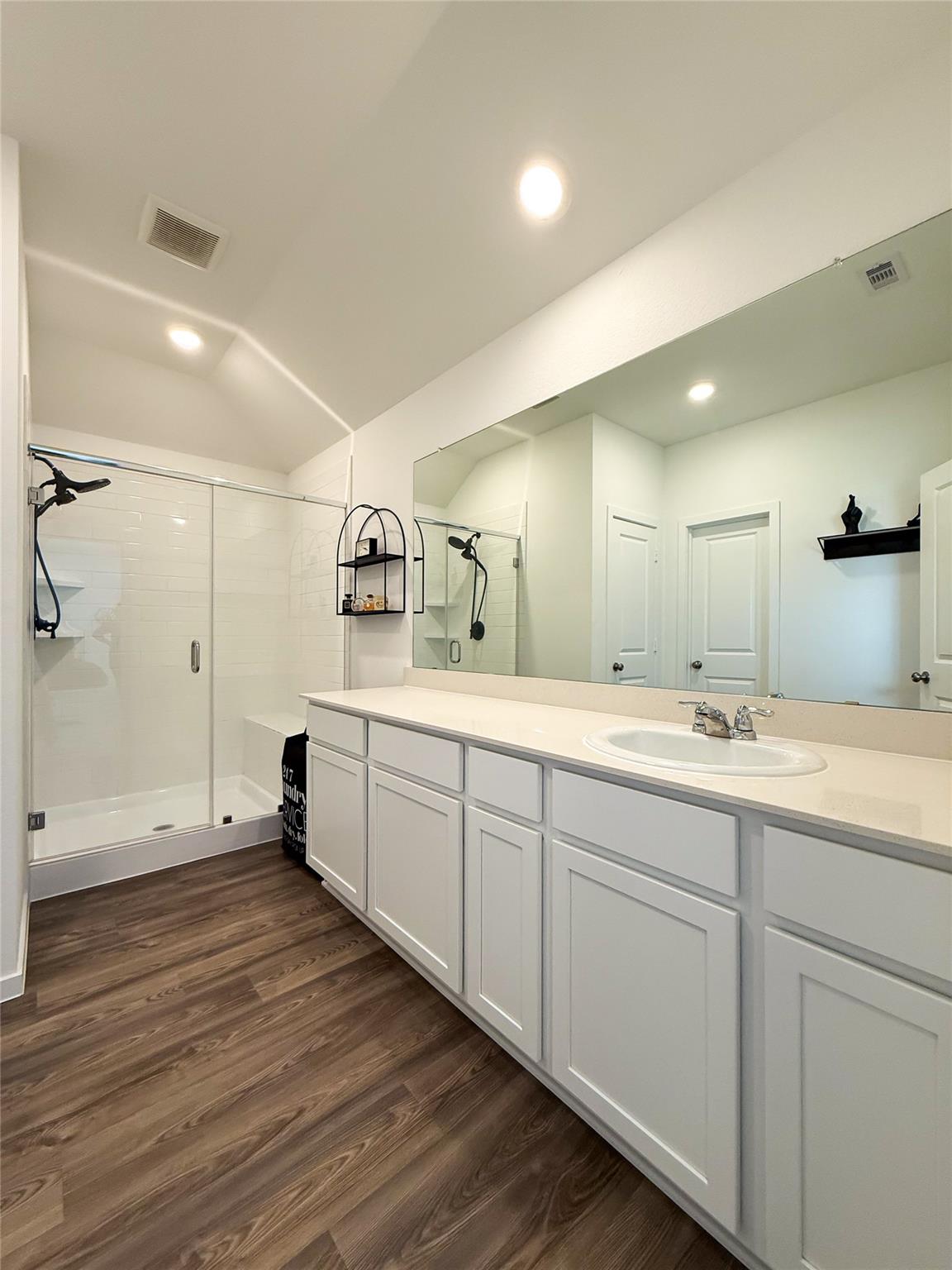 27230 Henley Ridge Drive # 4