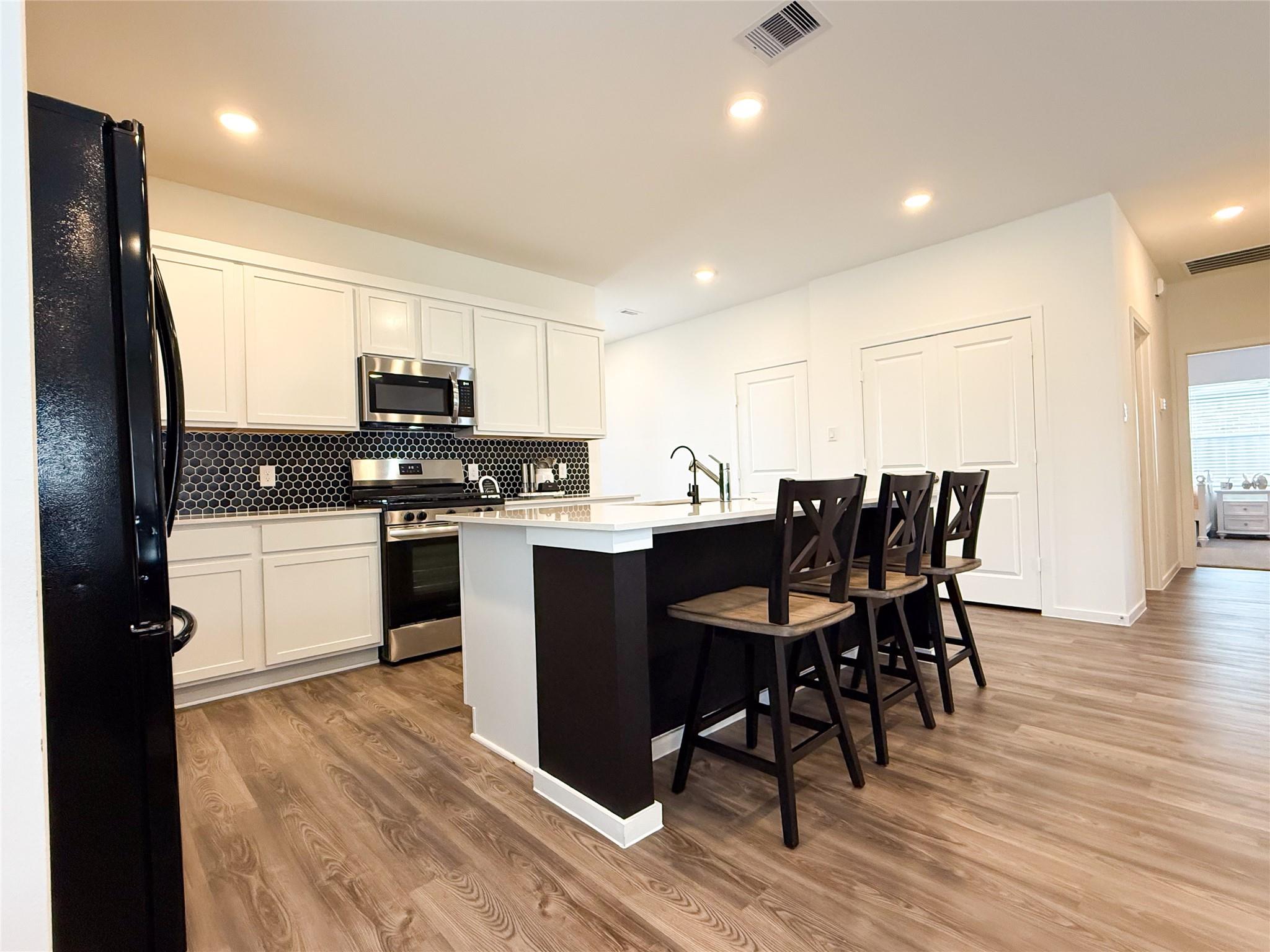 27230 Henley Ridge Drive # 4