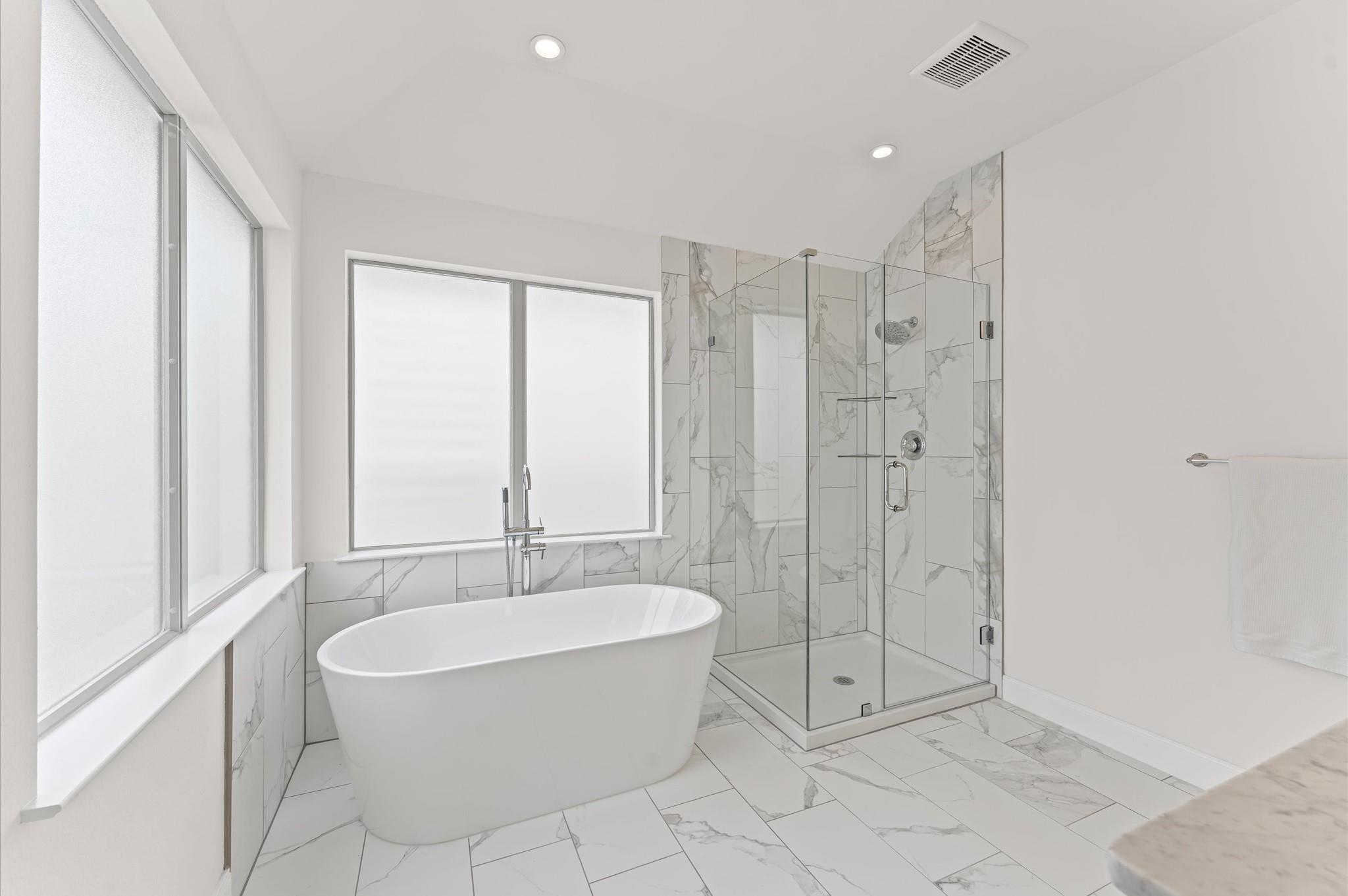 8818 Hollywood Garden Lane