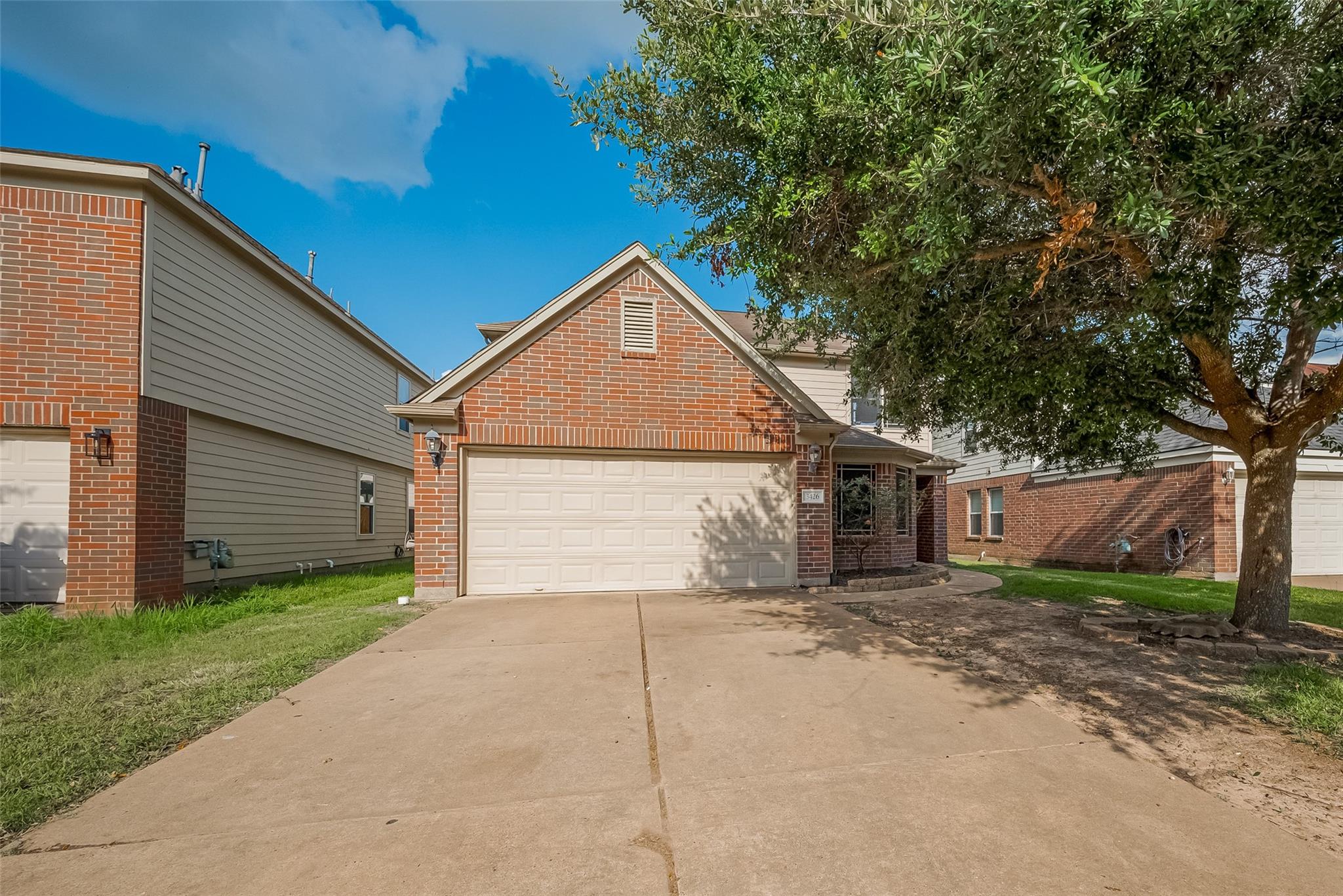 3426 Barkers Crossing Avenue
