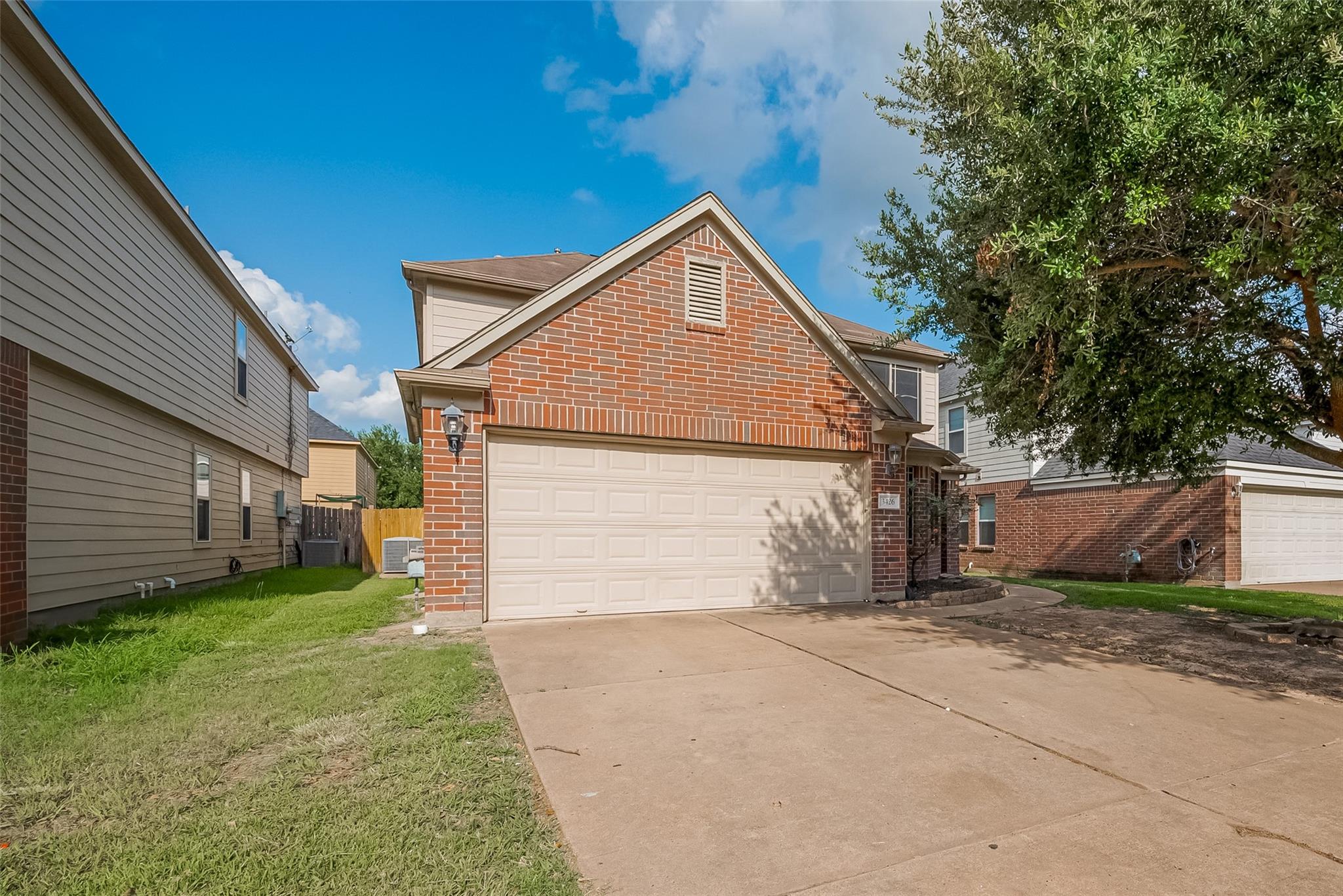 3426 Barkers Crossing Avenue