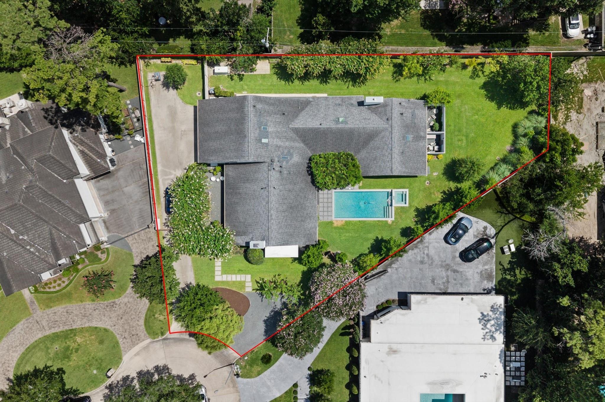 10 Inwood Oaks Drive