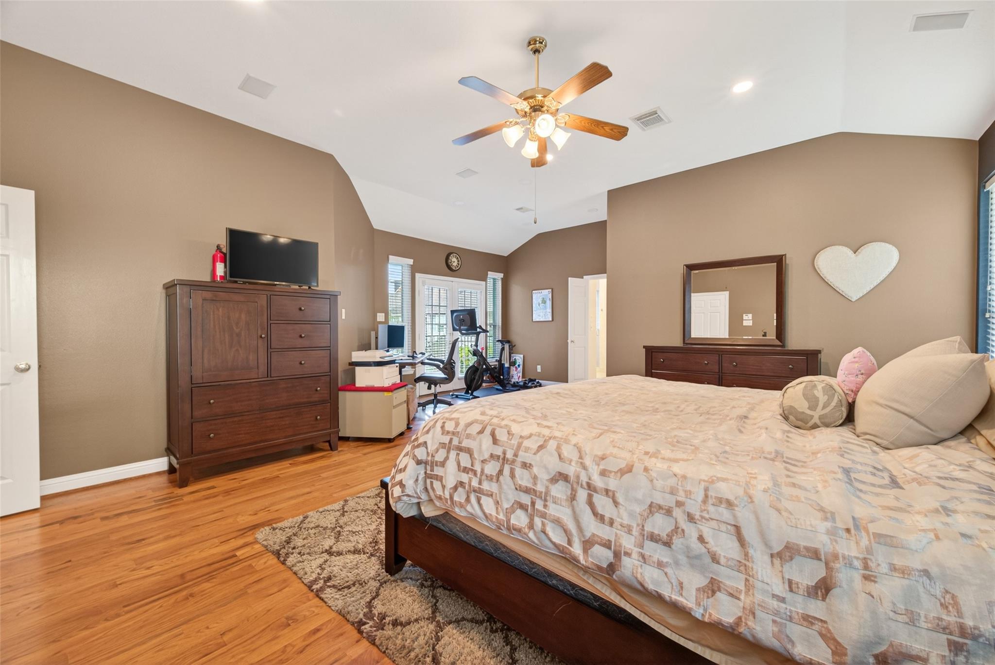 5349 Val Verde Street