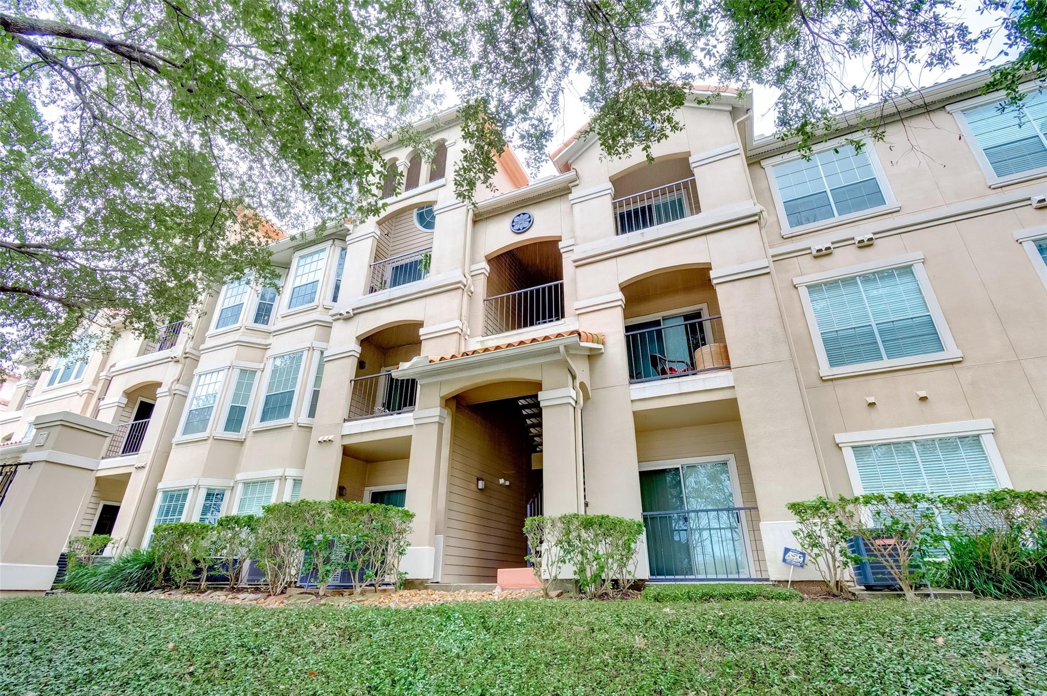 3231 Allen Parkway # 1306