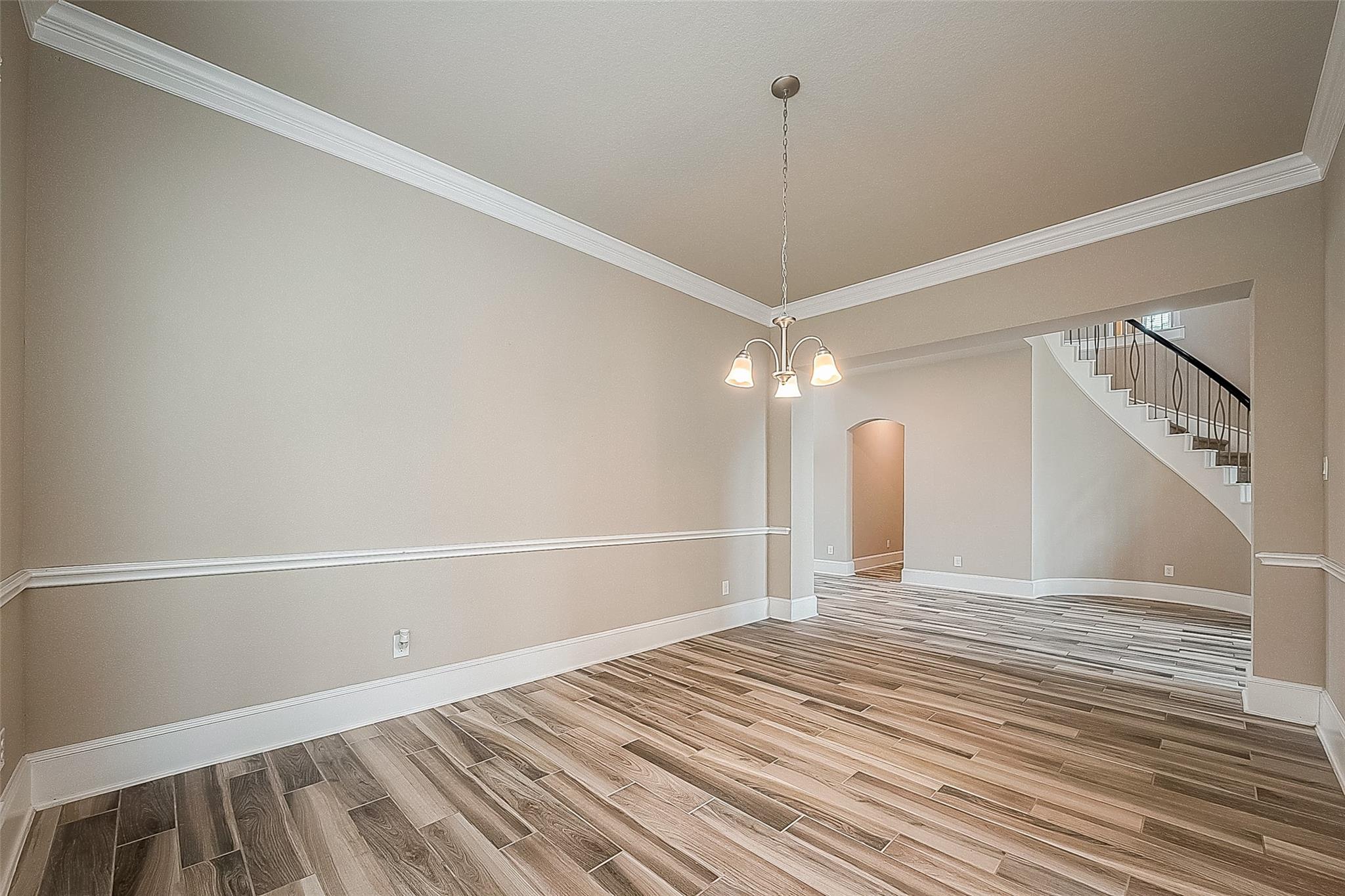 115 N Winter Sunrise Circle