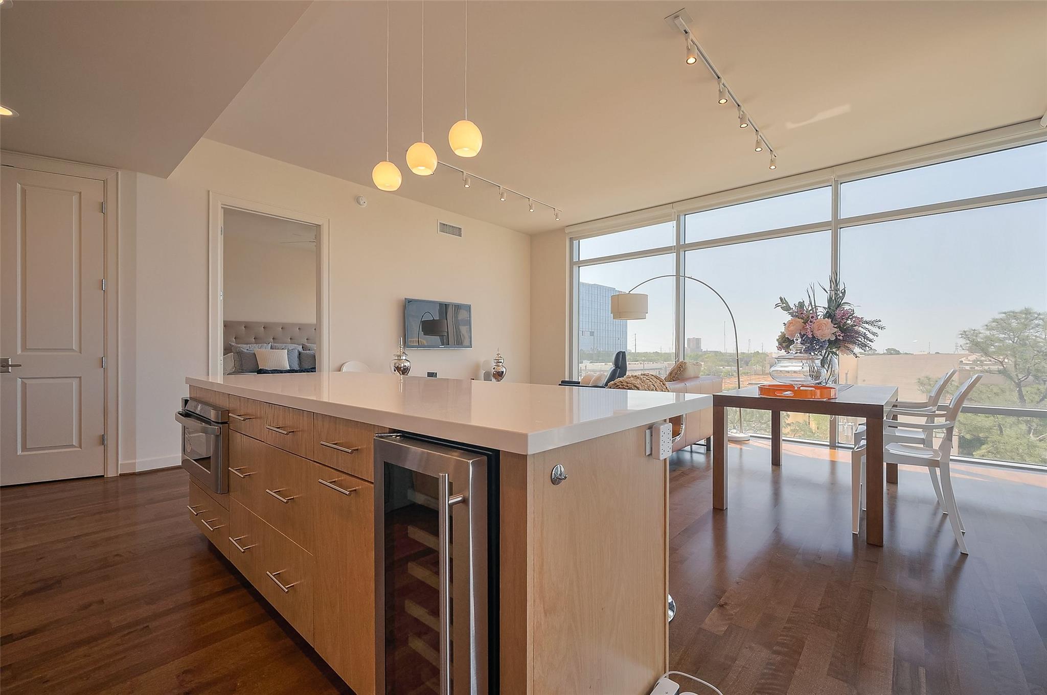 2207 Bancroft Street # 604