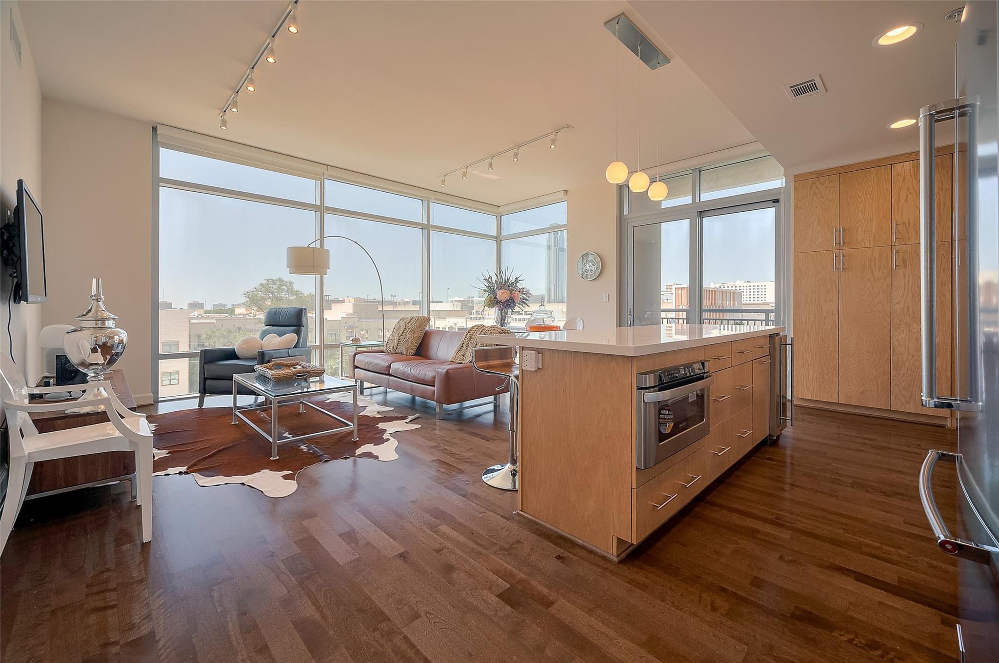 2207 Bancroft Street # 604