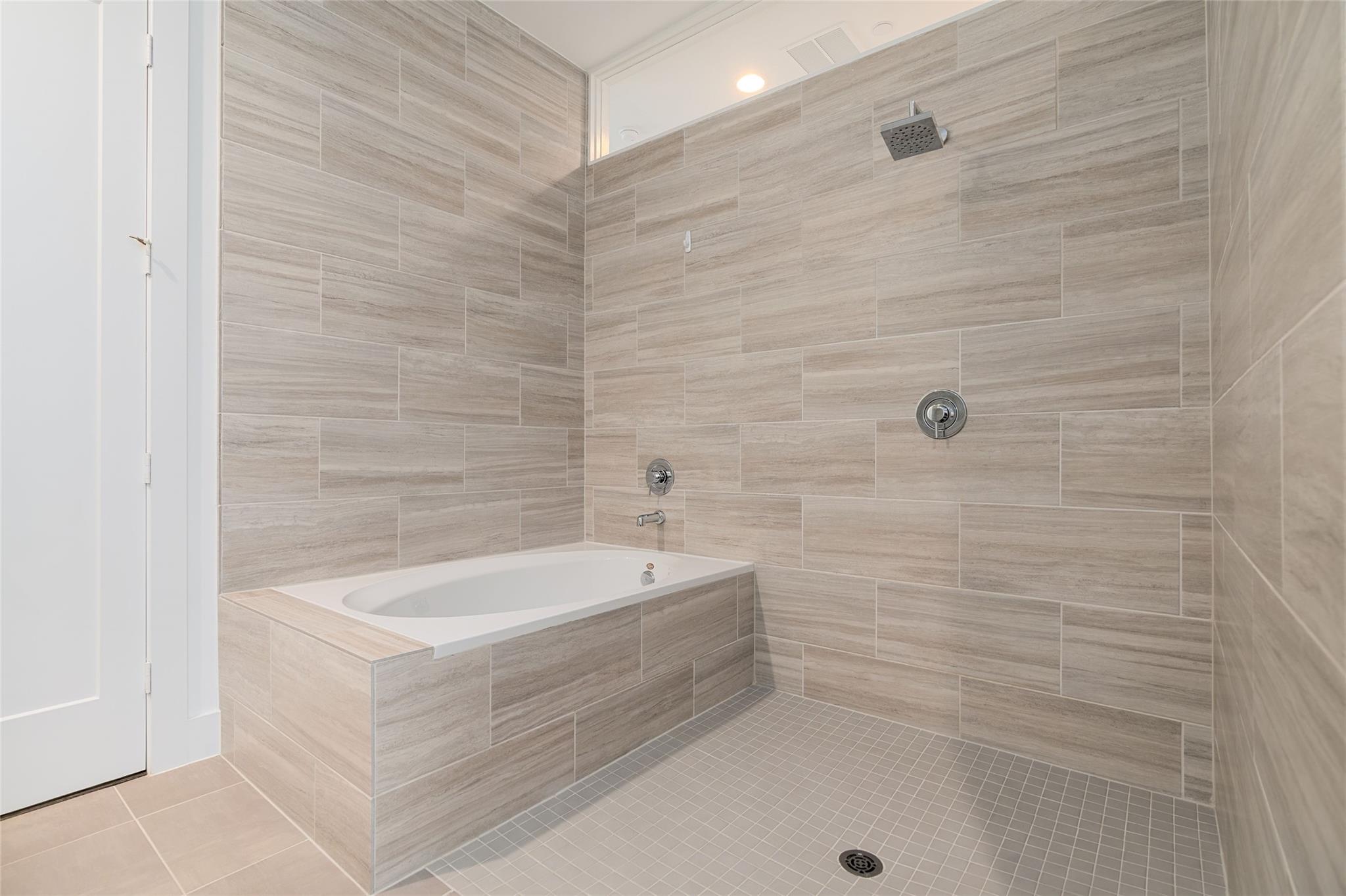 5857 E Post Oak Lane