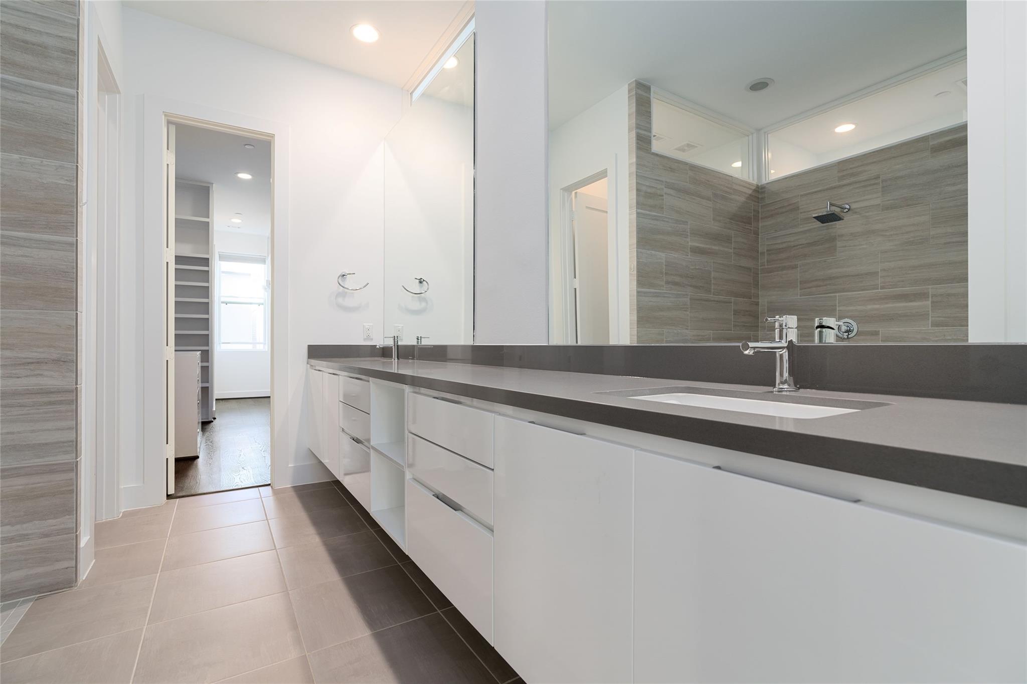 5857 E Post Oak Lane