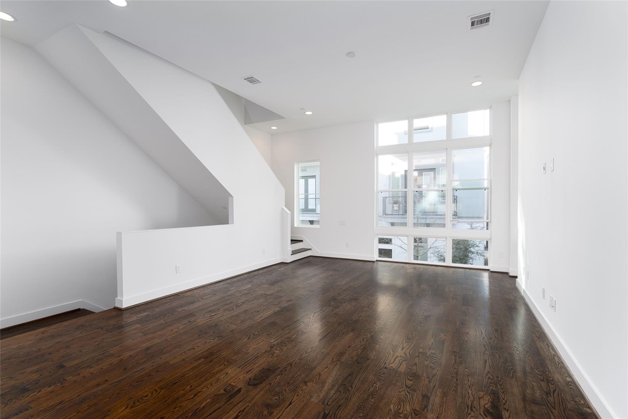 5857 E Post Oak Lane