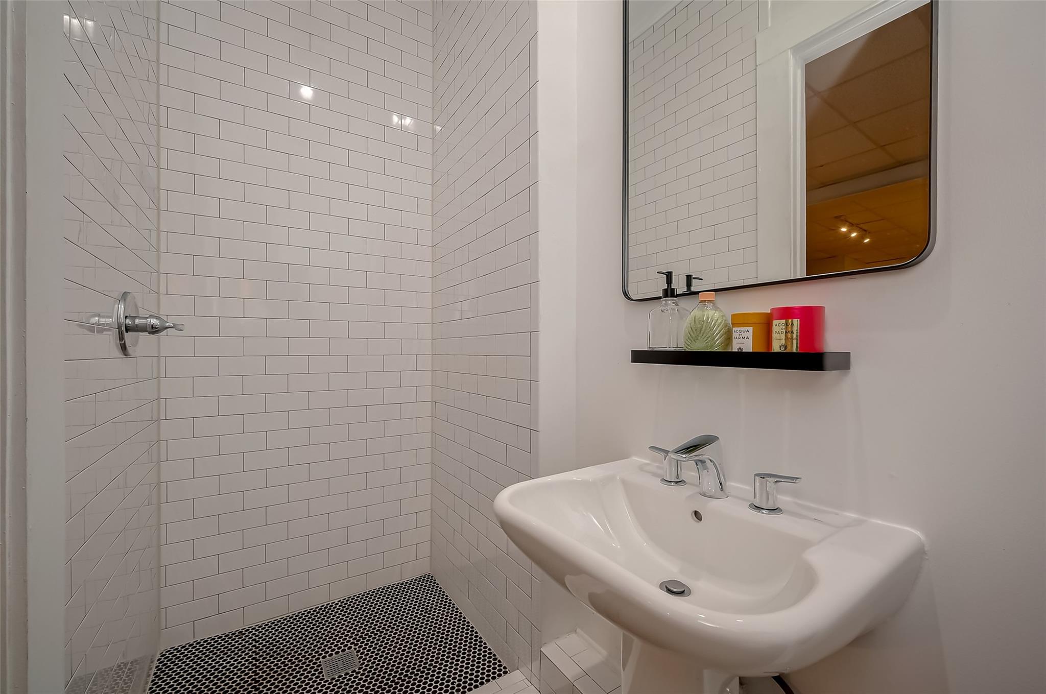 1612 W Alabama Street Unit: ABCD