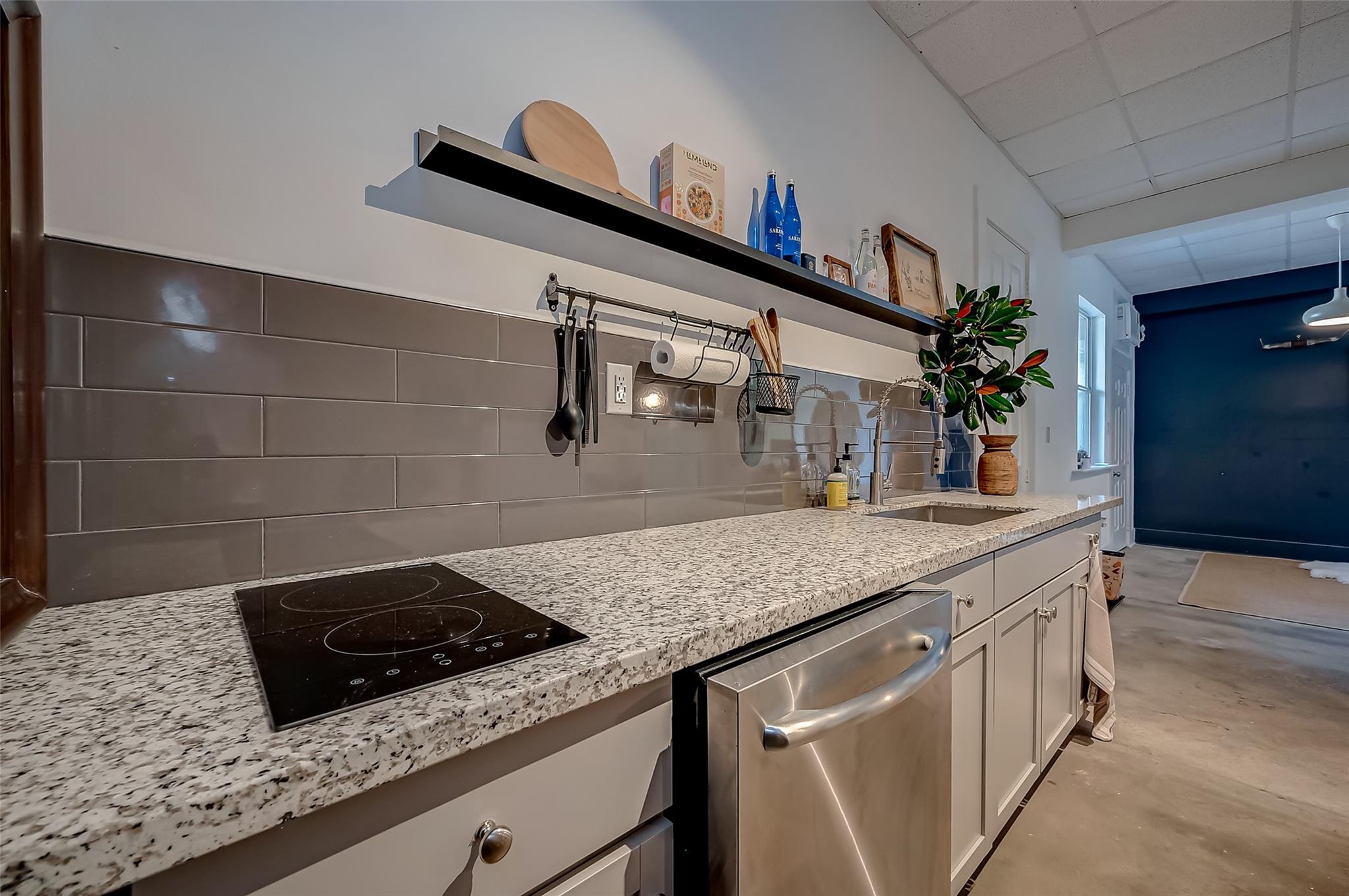 1612 W Alabama Street Unit: ABCD