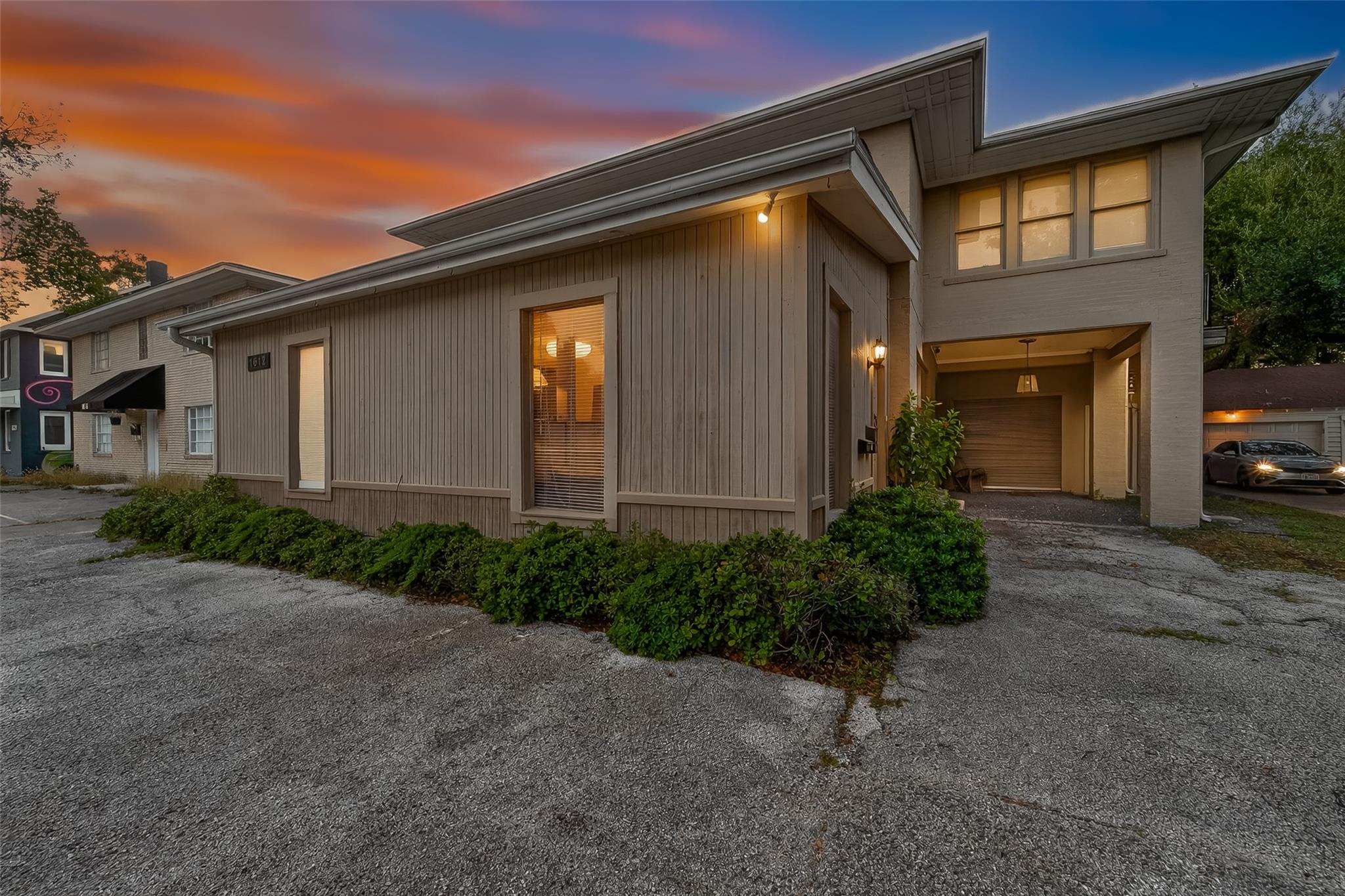 1612 W Alabama Street Unit: ABCD