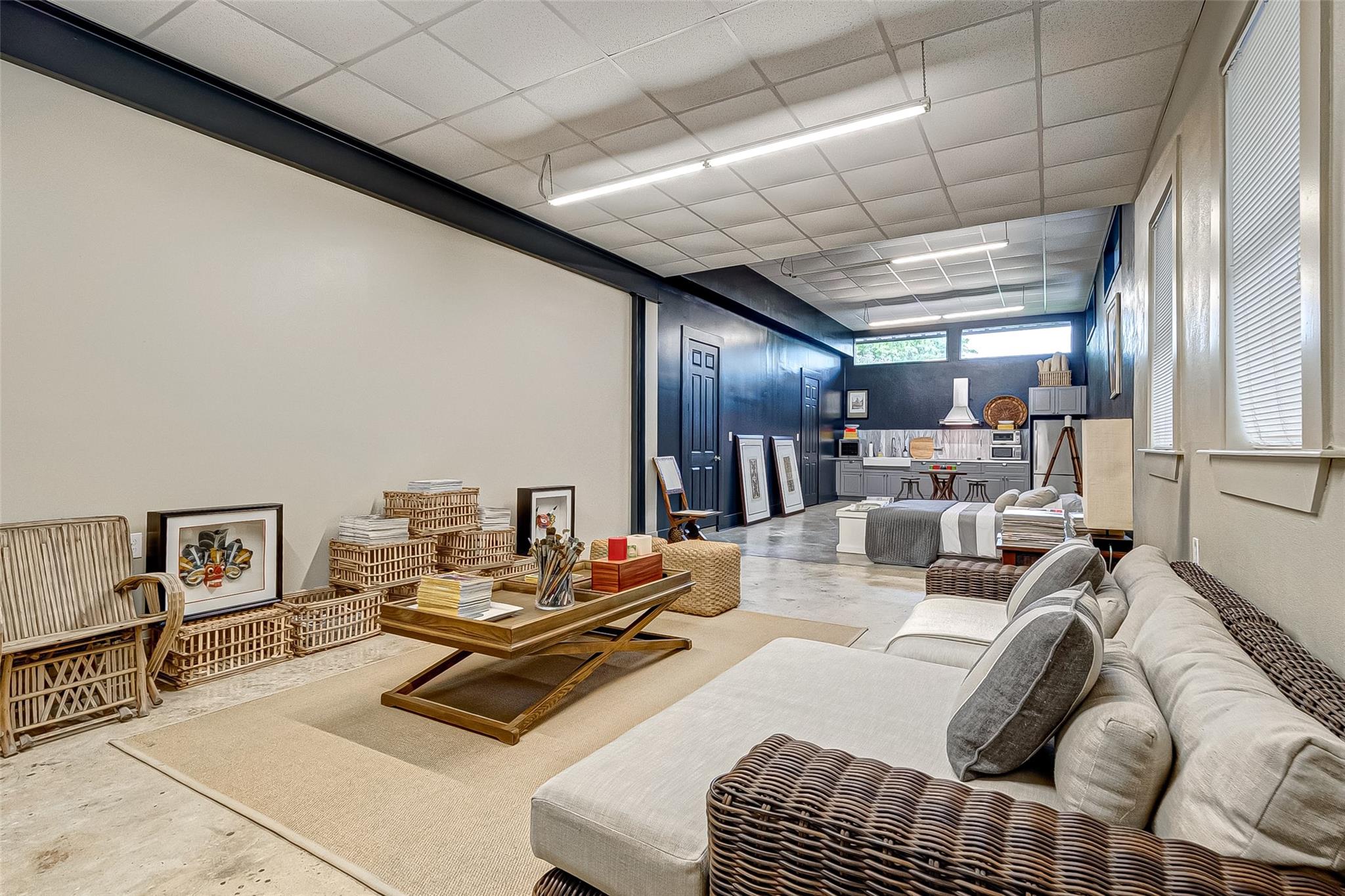 1612 W Alabama Street Unit: ABCD