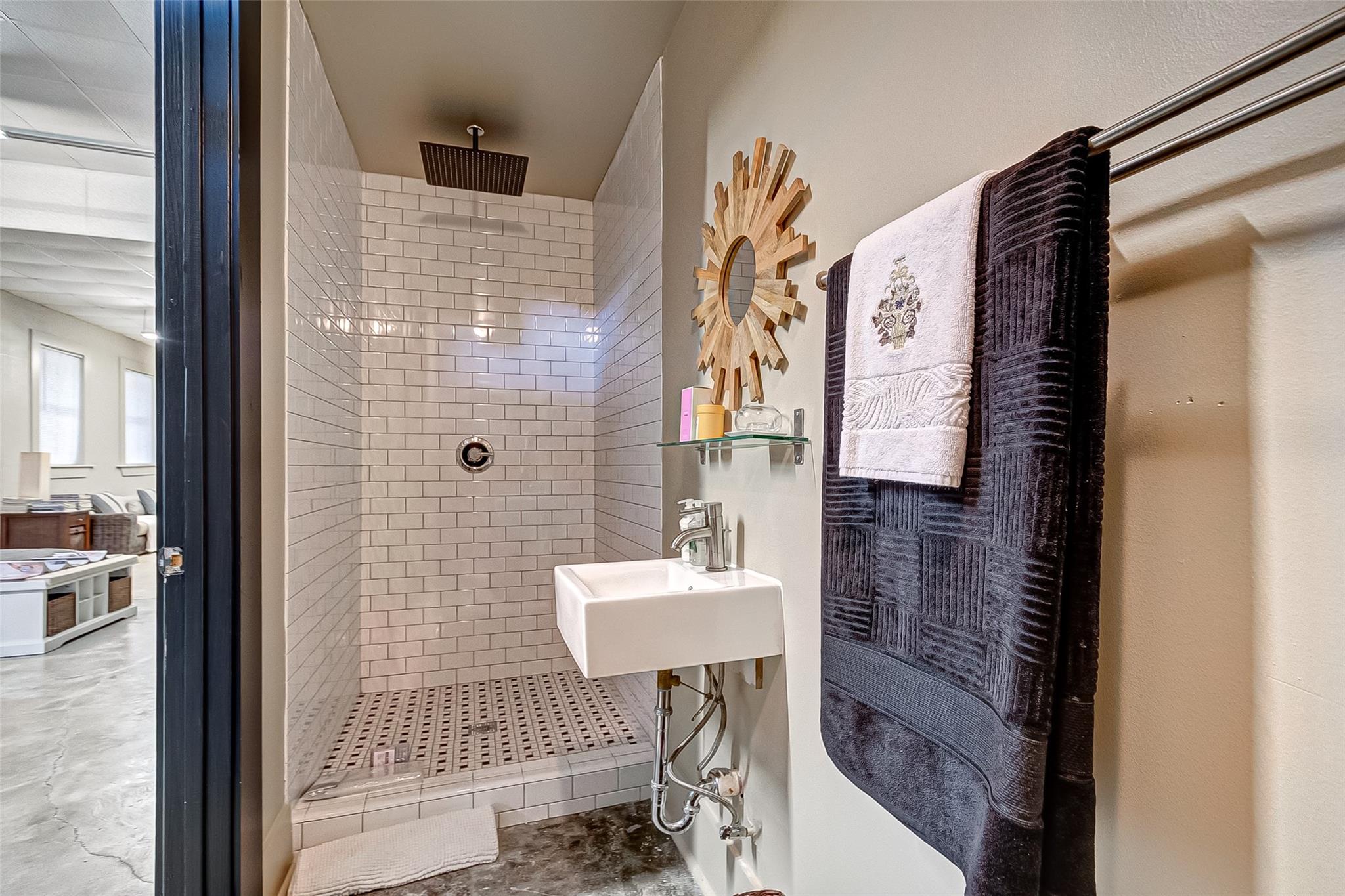 1612 W Alabama Street Unit: ABCD