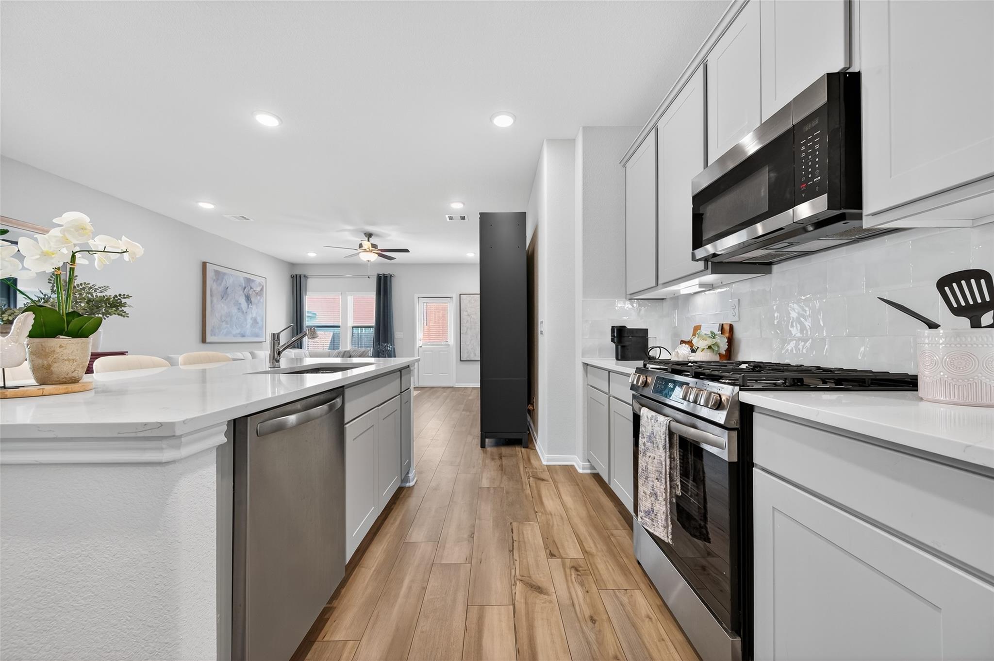 8453 Sweet Cherry Lane