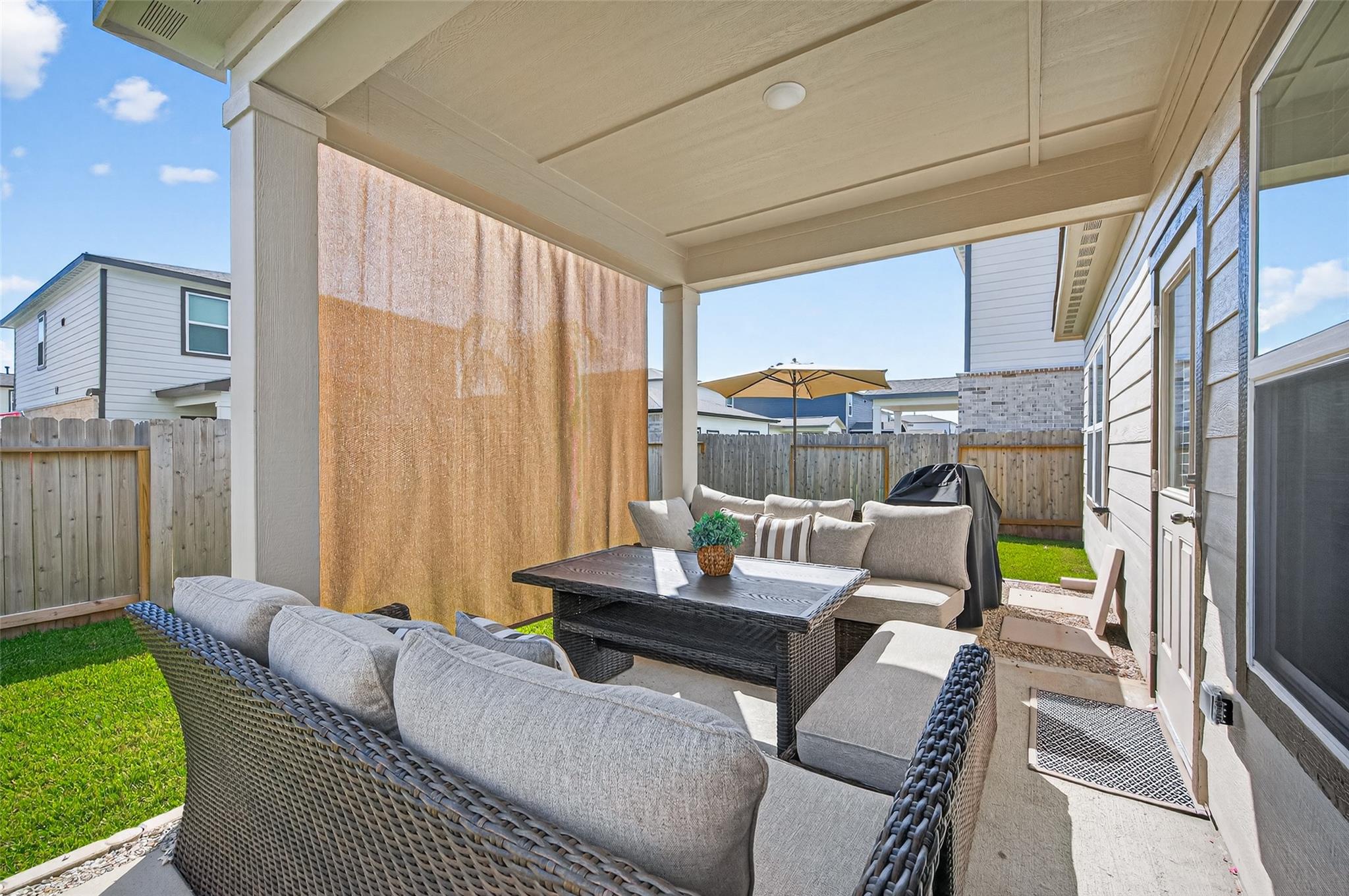 8453 Sweet Cherry Lane