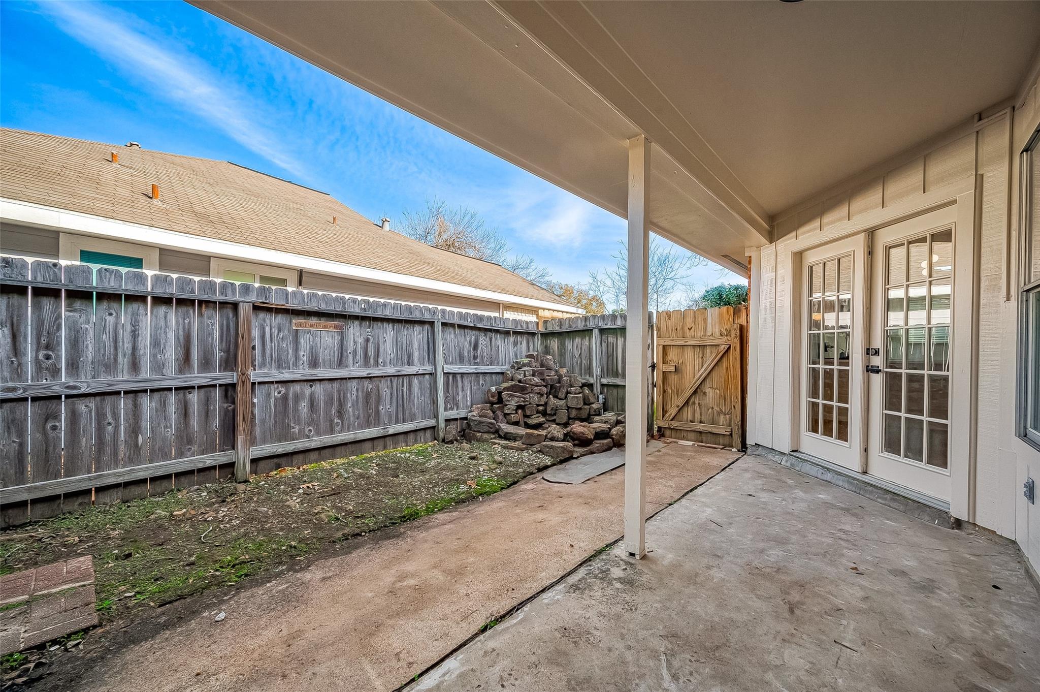 22615 Powell House Lane