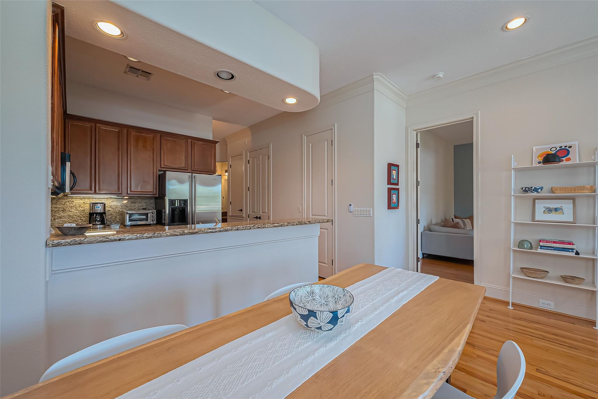 58 Briar Hollow Lane # 303