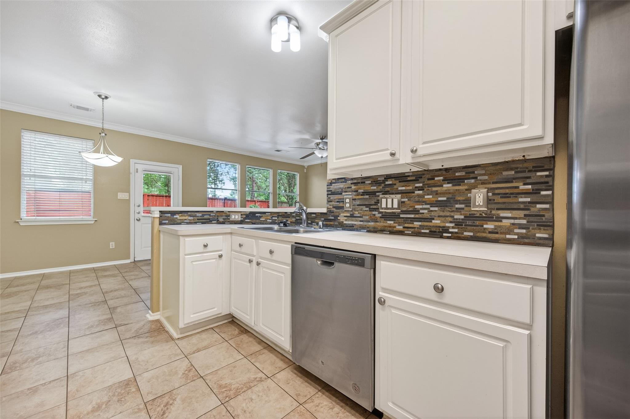 54 Blue Creek