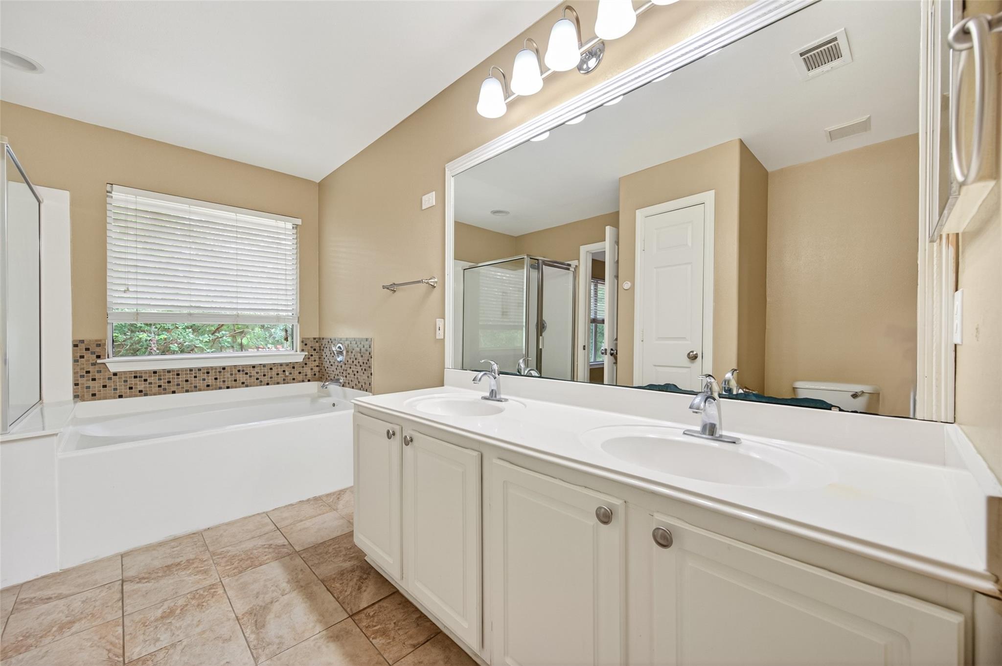 54 Blue Creek