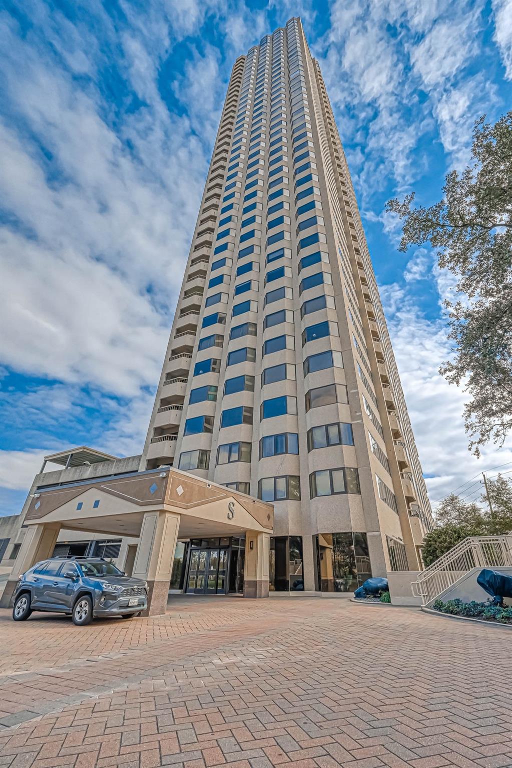 2001 Holcombe Boulevard # 401