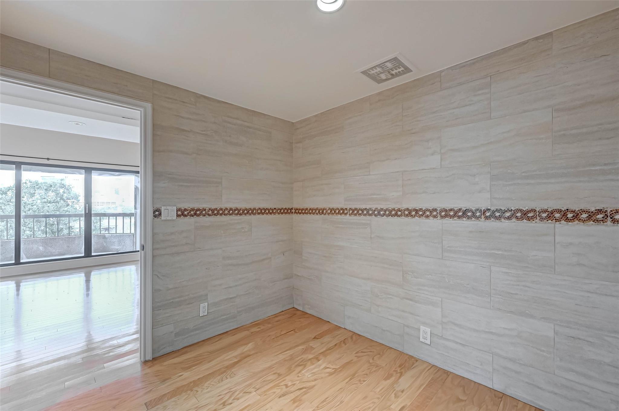 2001 Holcombe Boulevard # 401