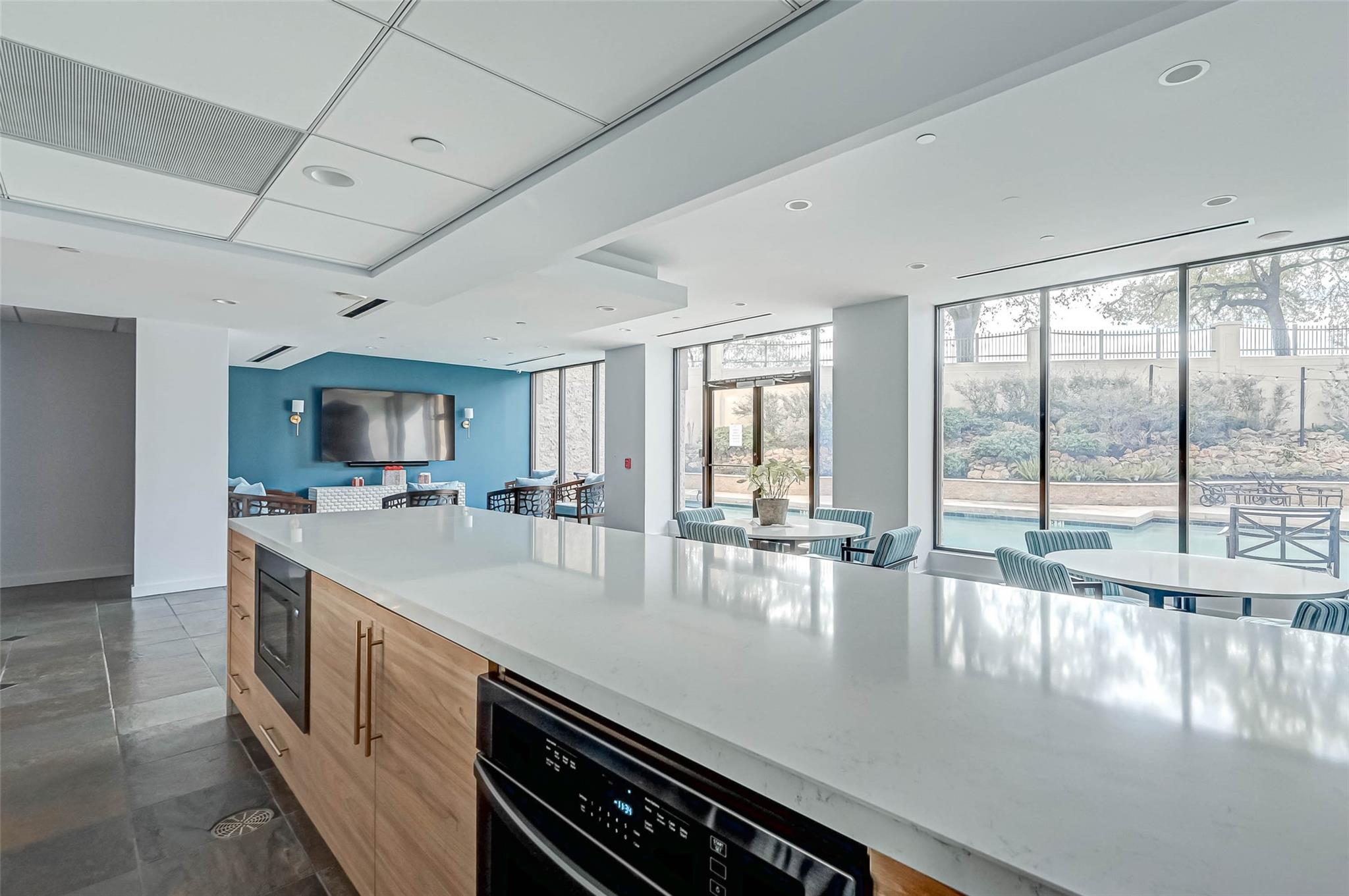 2001 Holcombe Boulevard # 401