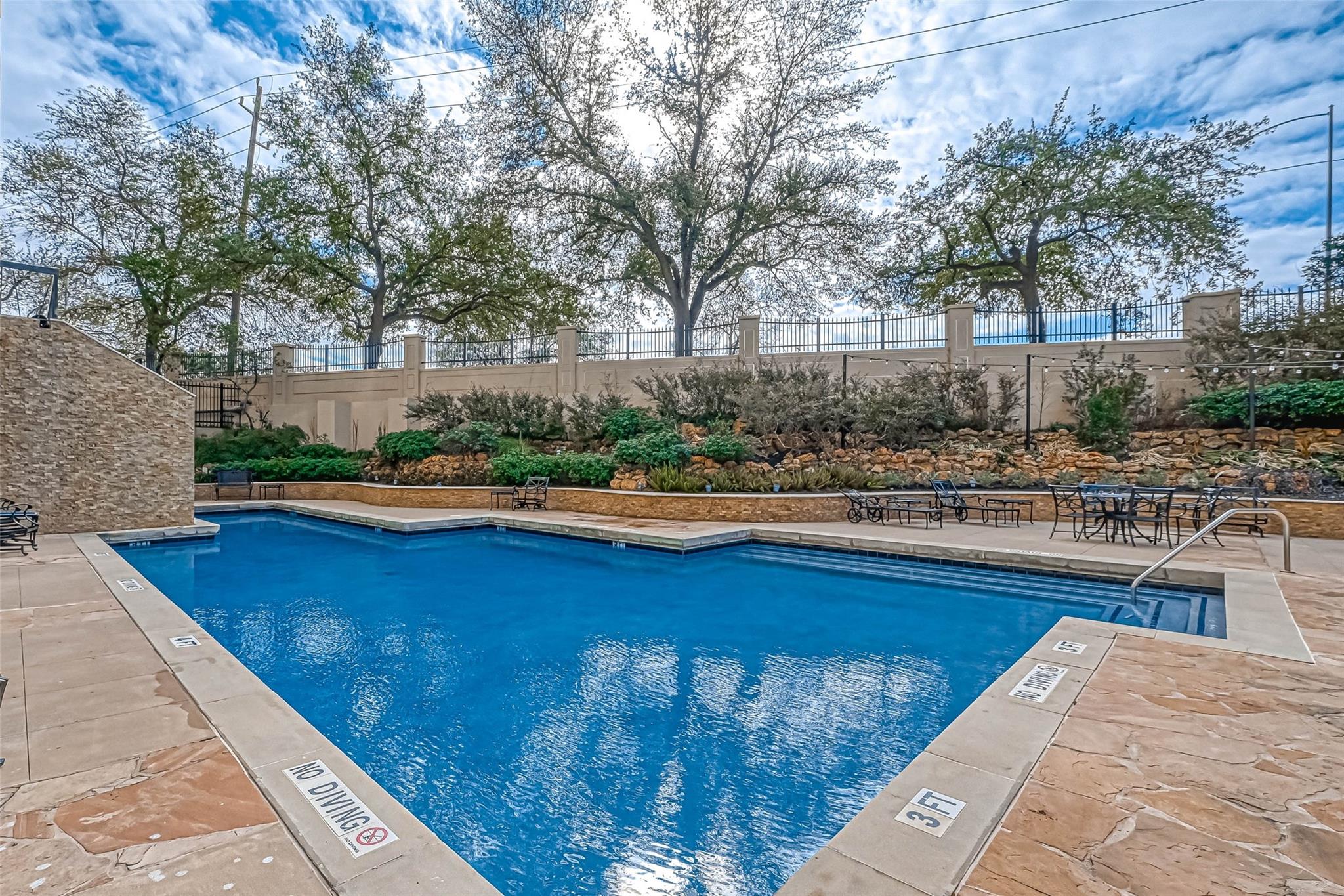 2001 Holcombe Boulevard # 401