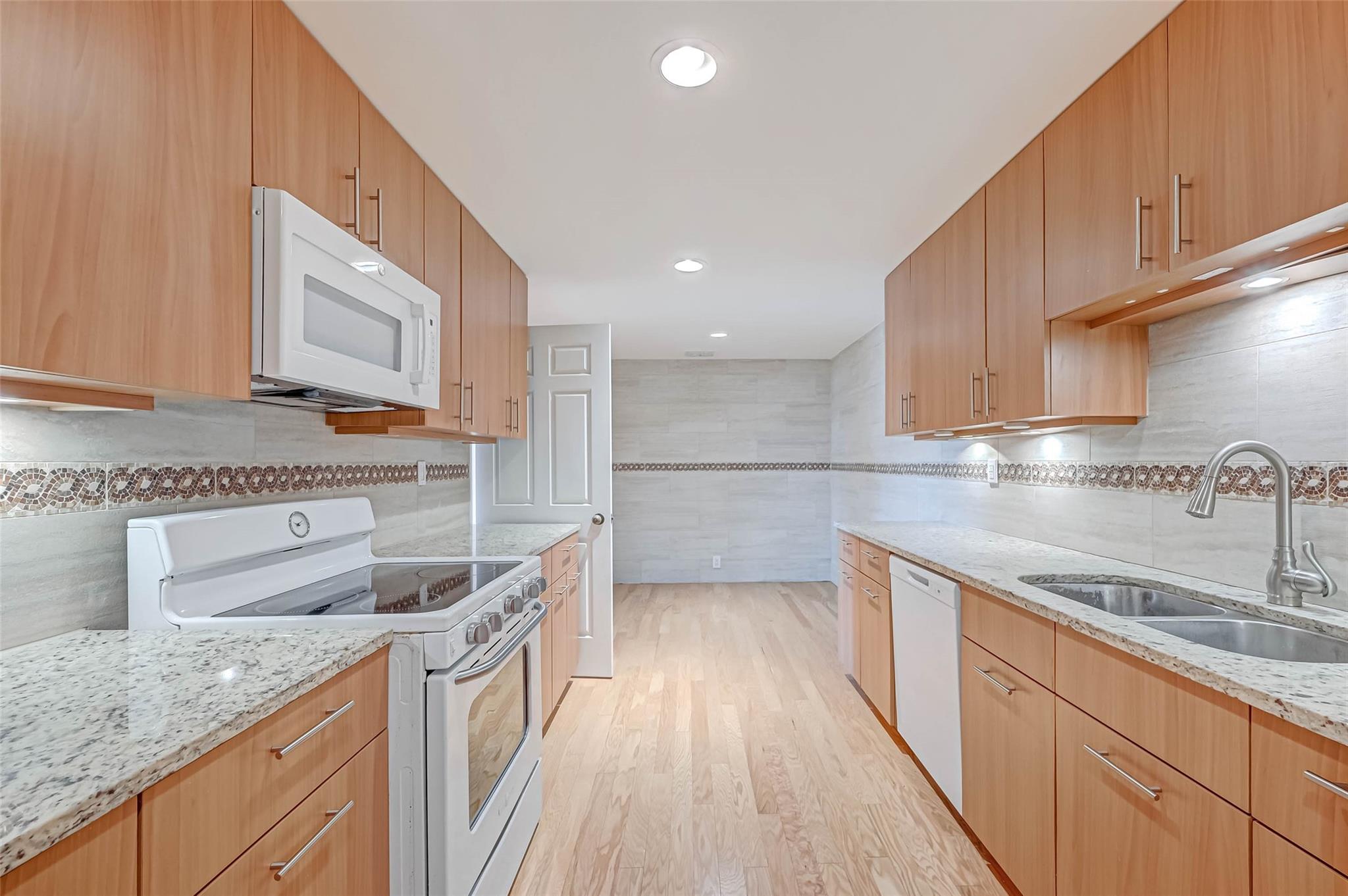 2001 Holcombe Boulevard # 401