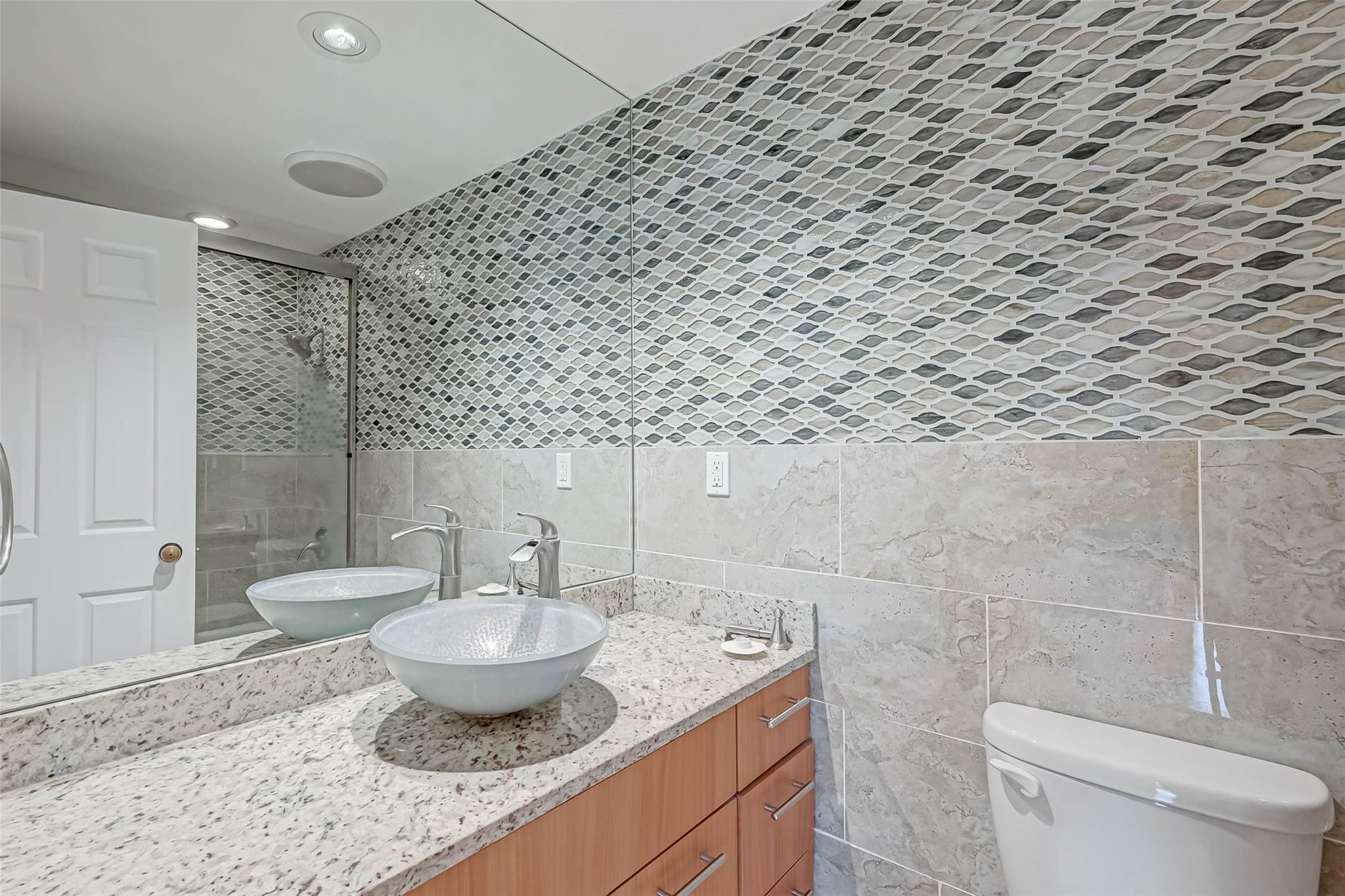 2001 Holcombe Boulevard # 401