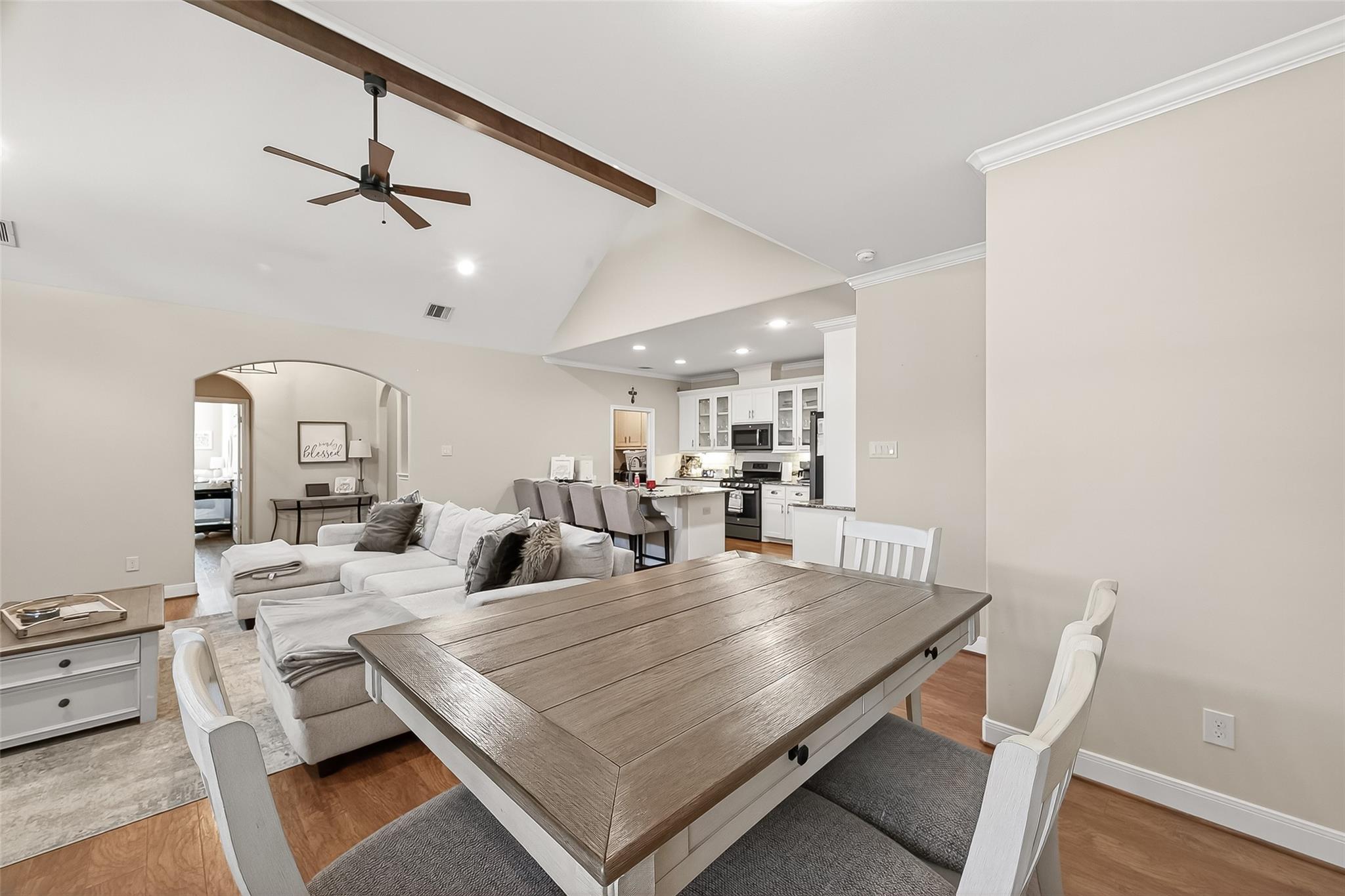 2026 Que Manor Drive