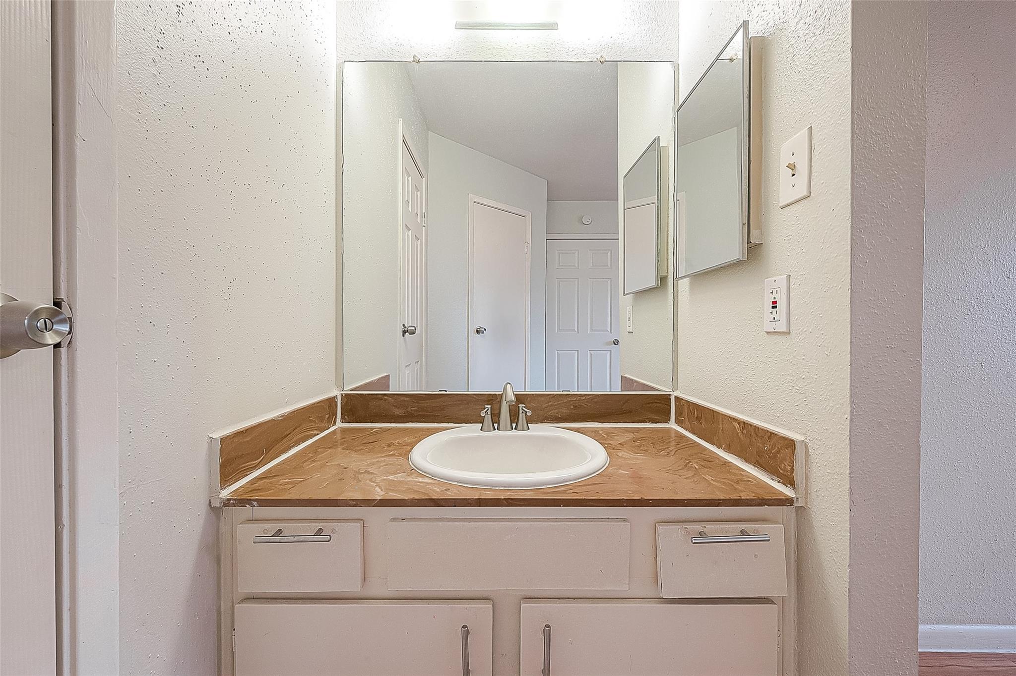 12655 Ashford Meadow Drive Unit: ABCD