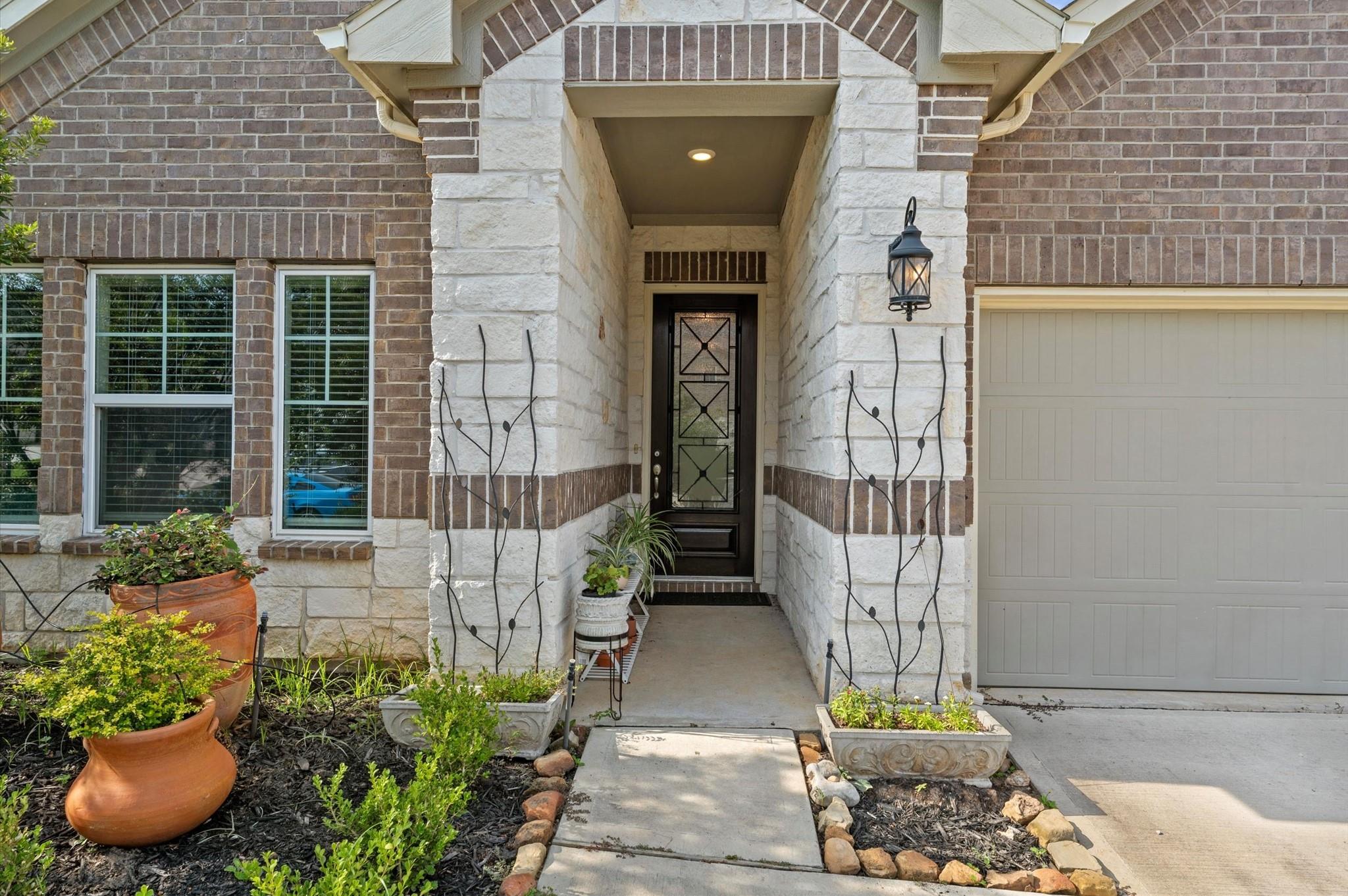2185 Woodland Pine Drive