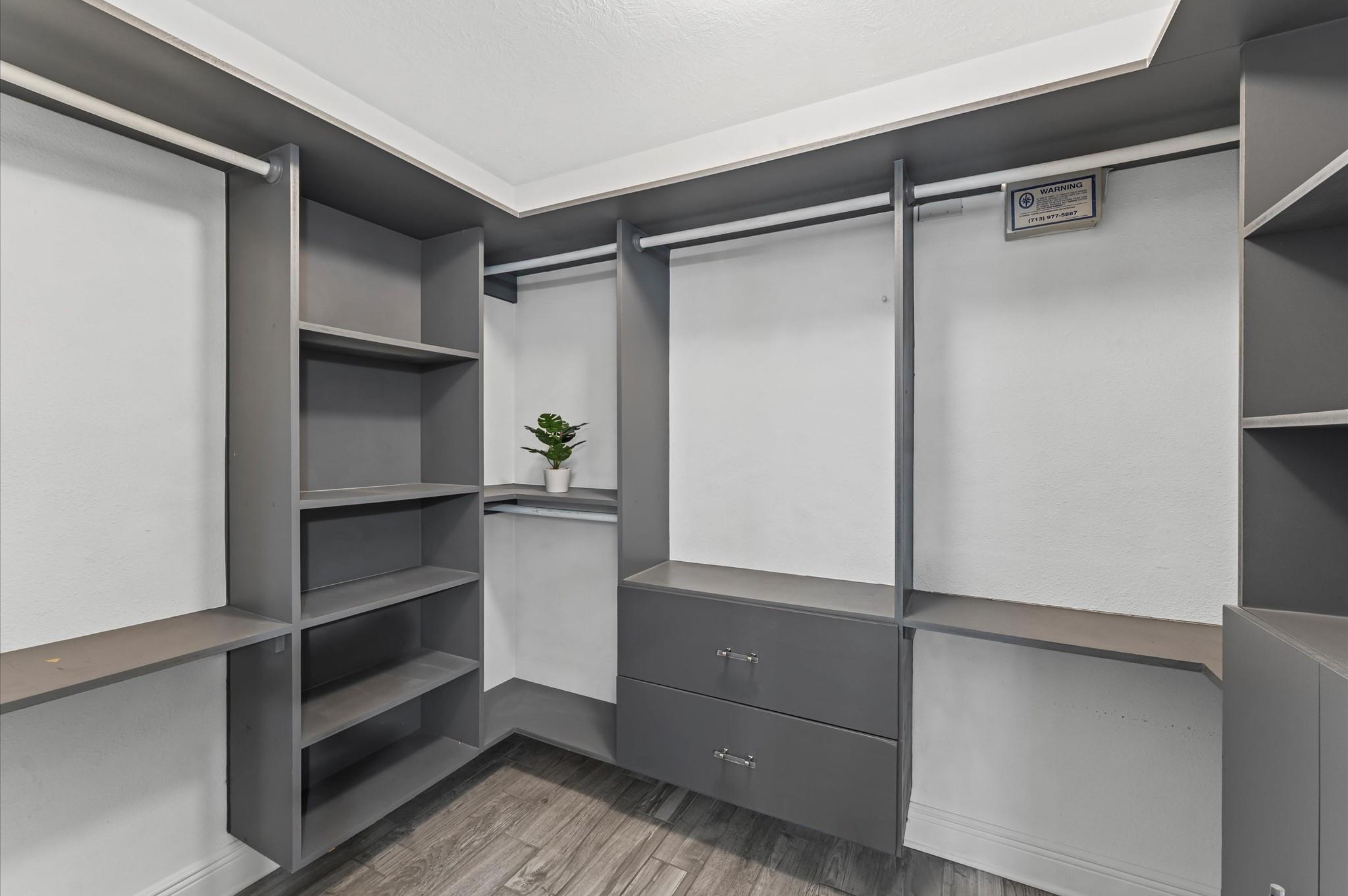 6218 Knollwood Trail