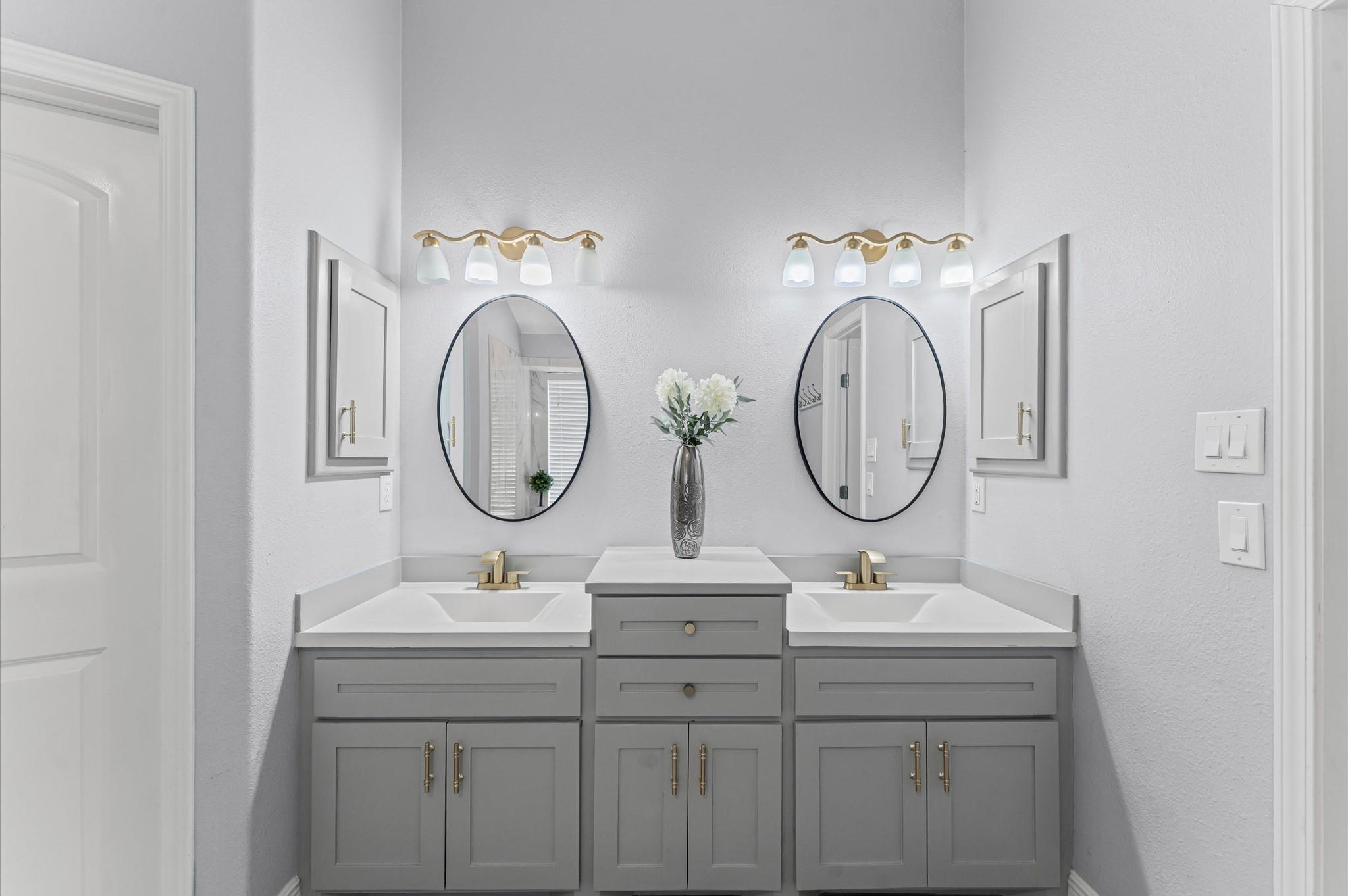 6218 Knollwood Trail