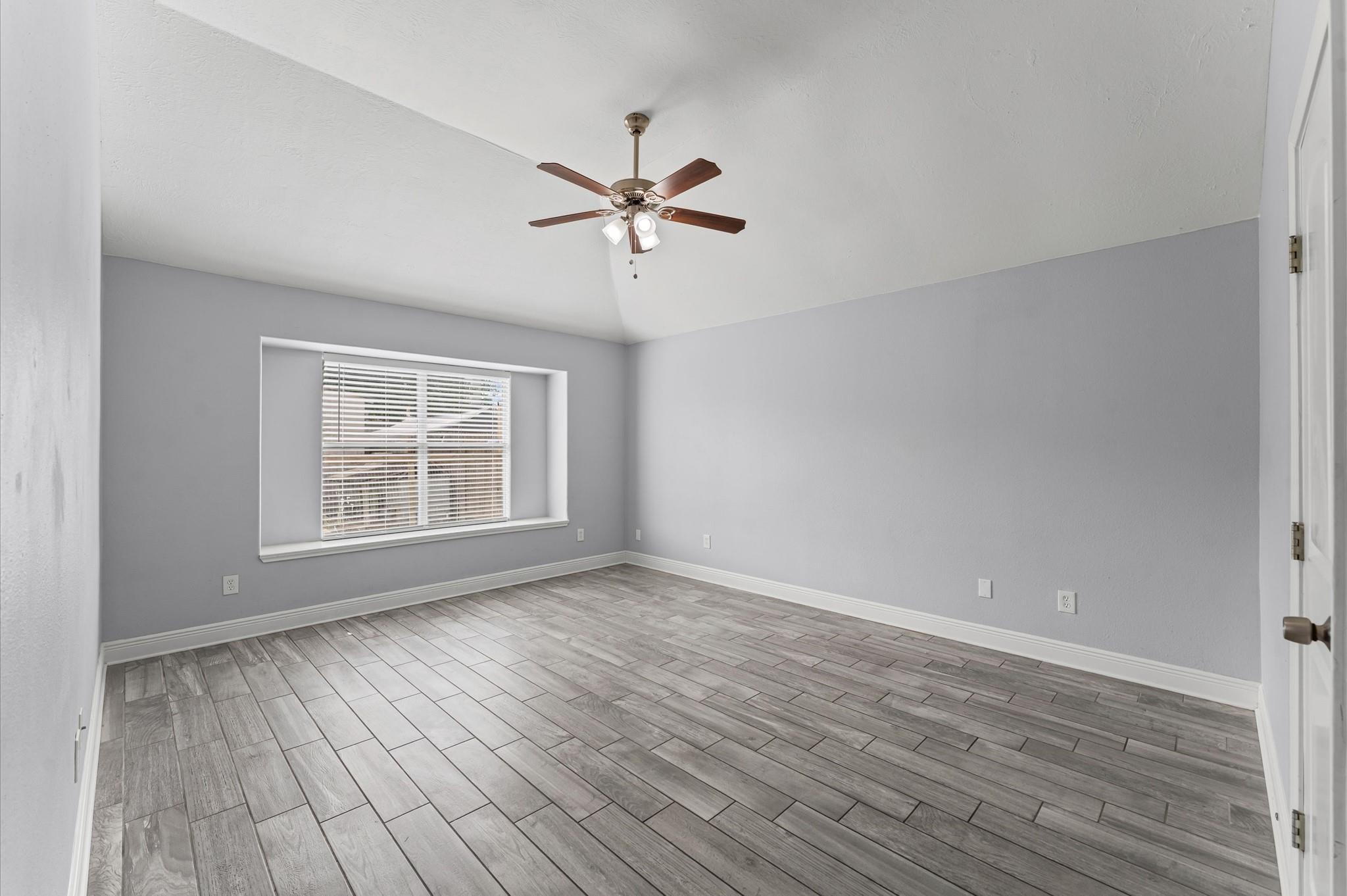 6218 Knollwood Trail