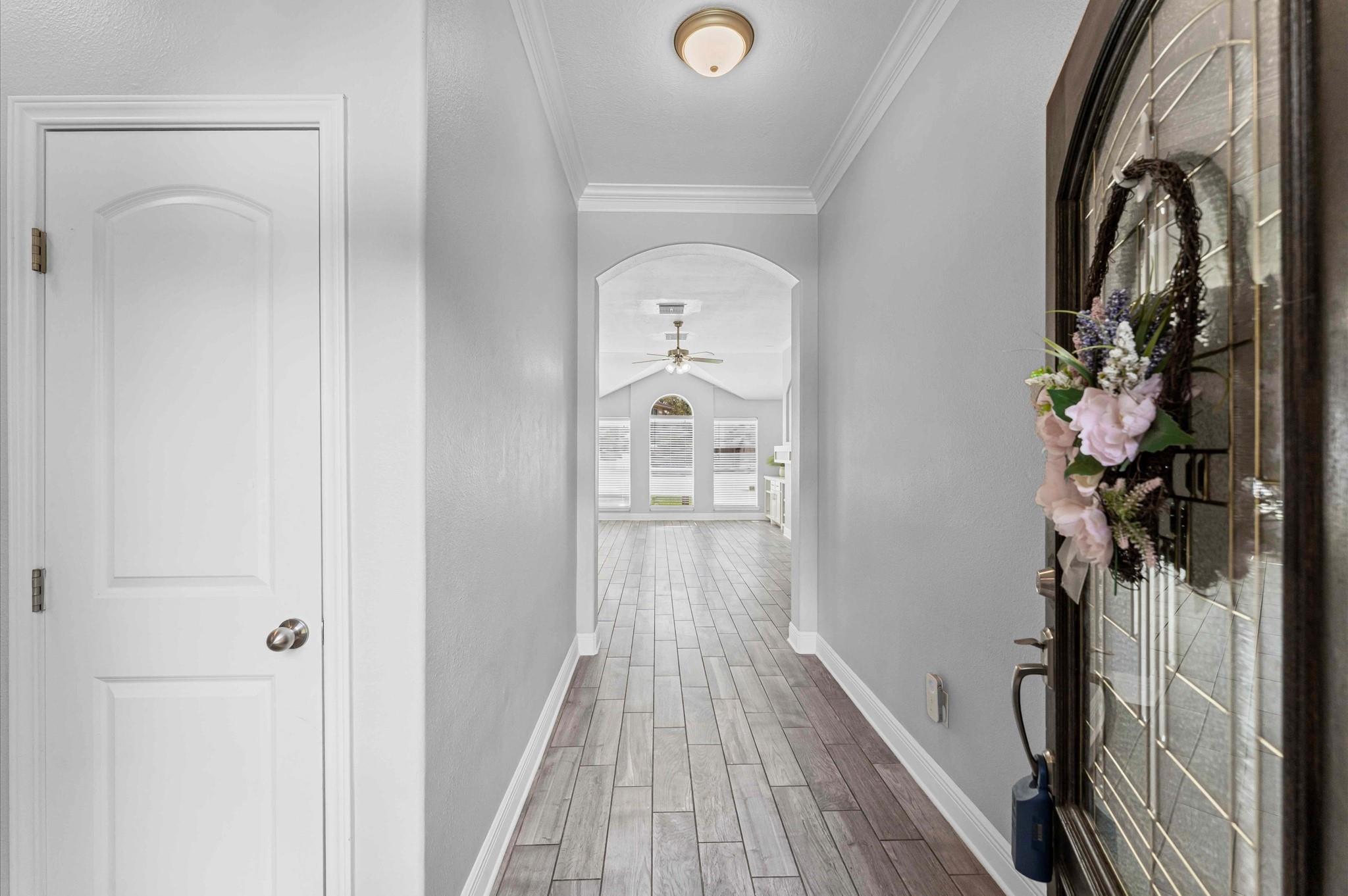 6218 Knollwood Trail