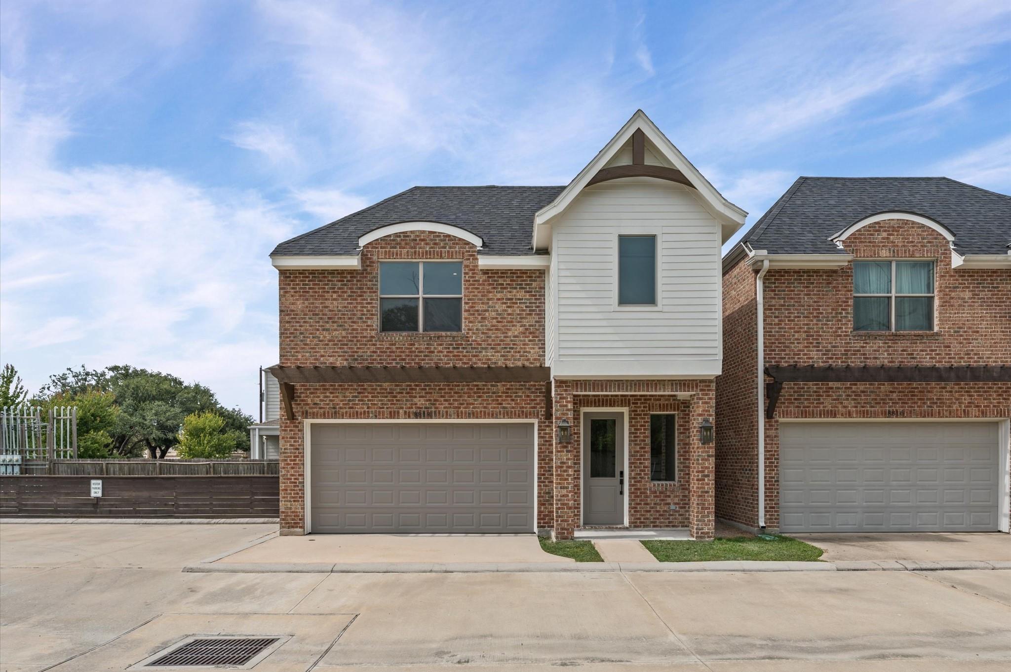 8814 Hollywood Garden Lane, Houston