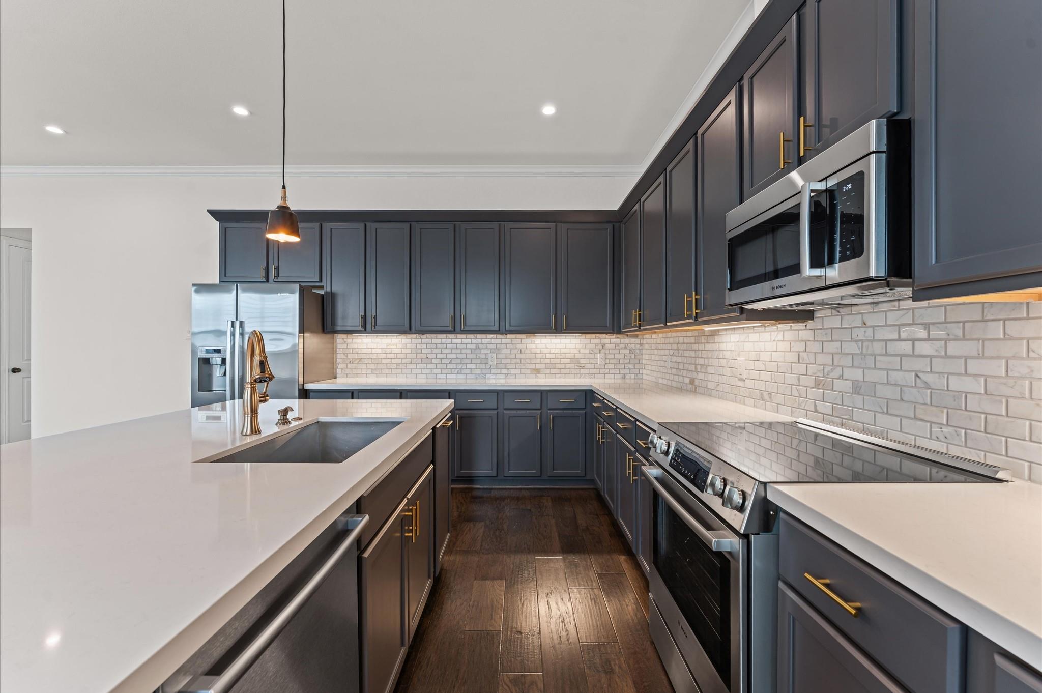 8814 Hollywood Garden Lane, Houston