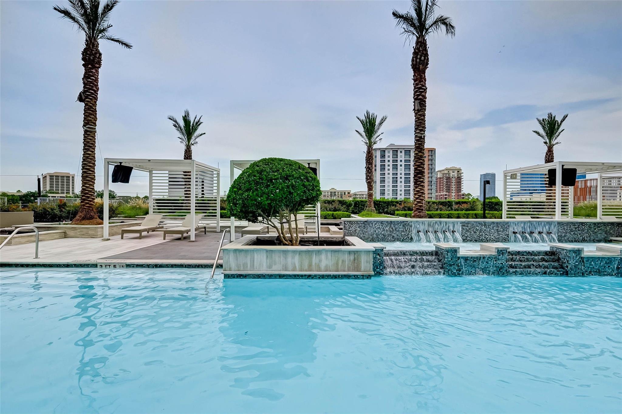 2047 Westcreek Lane # 608, Houston Unit: 608