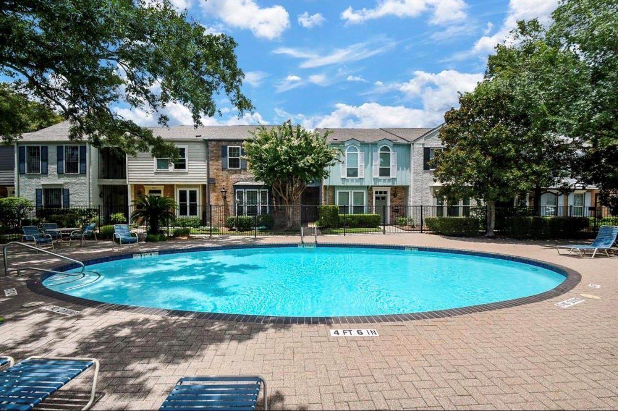 7459 Brompton Street # 7459