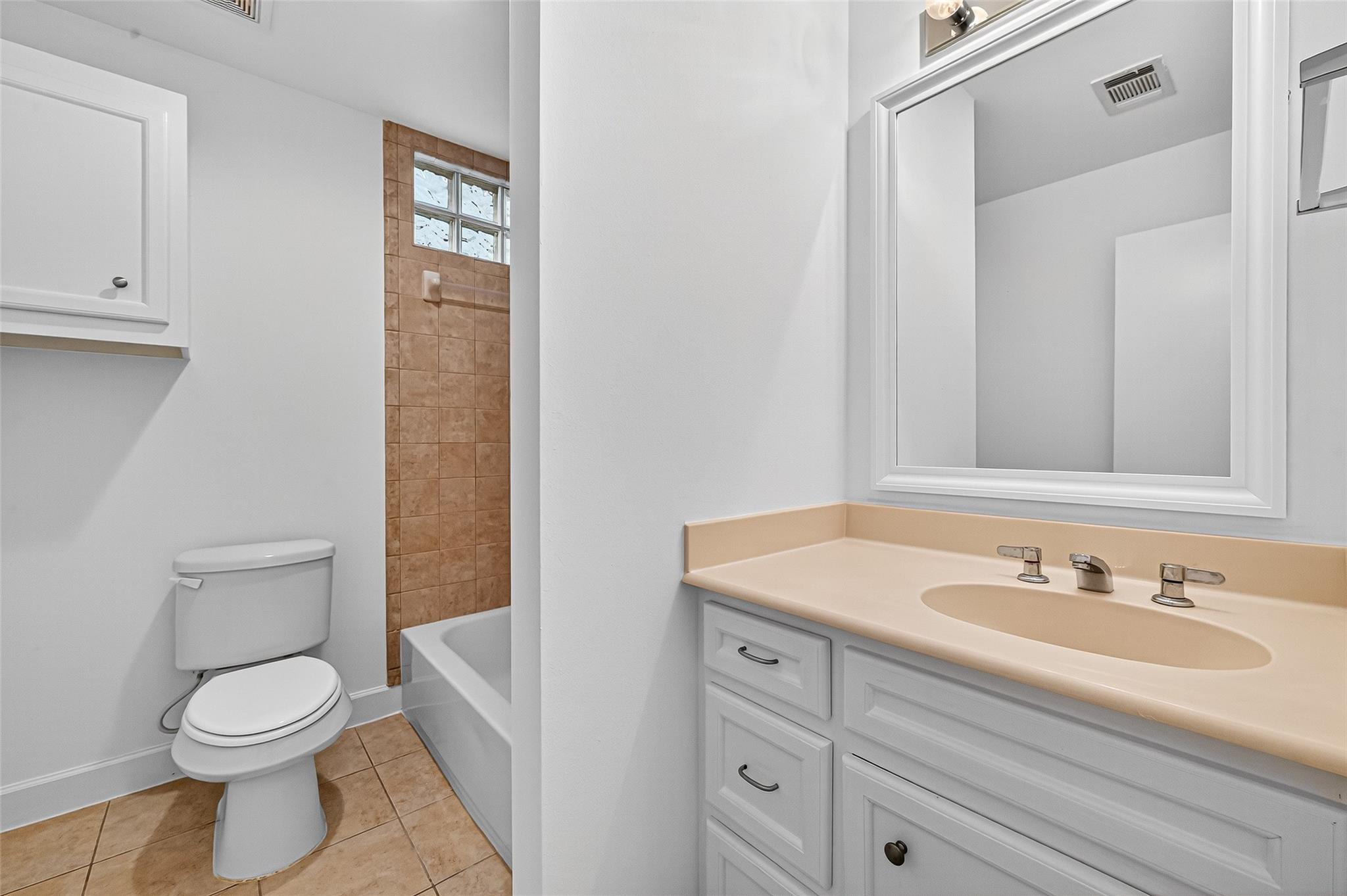 2710 Hullsmith Drive # 1303